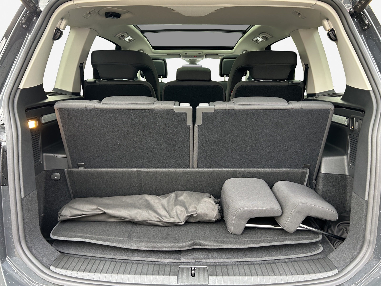 VW Touran 2.0 TDI BlueMotion Technology Highline DSG-image-12
