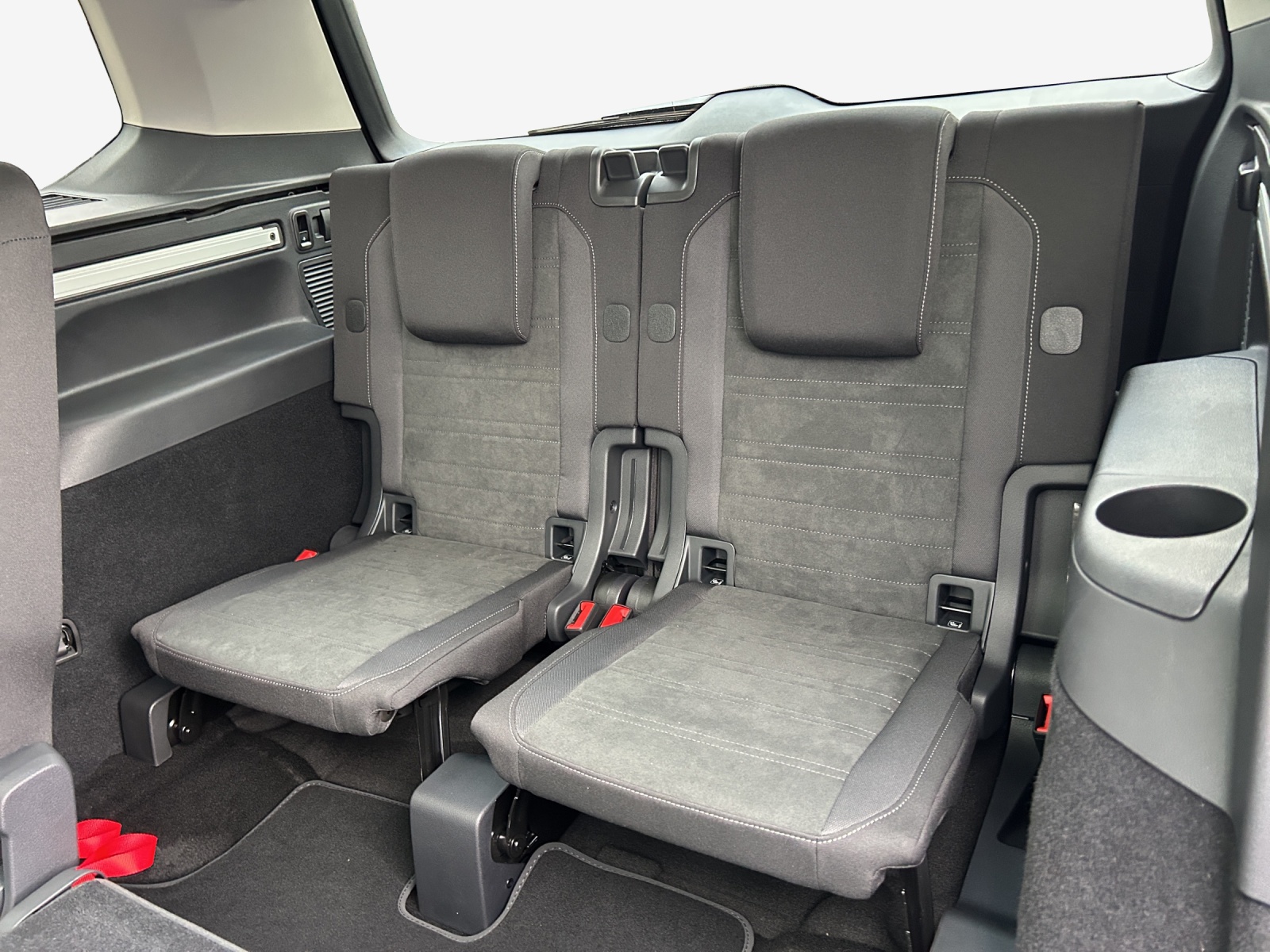 VW Touran 2.0 TDI BlueMotion Technology Highline DSG-image-10