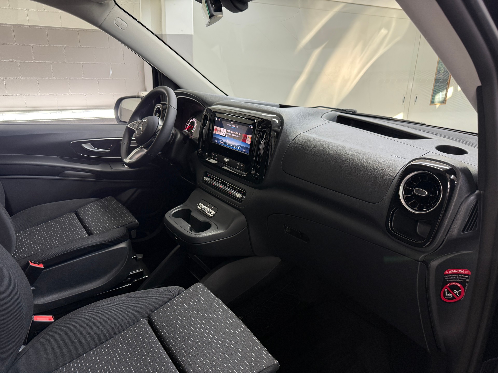MERCEDES-BENZ Vito 116 CDI 4MATIC KB TOURER SELECT 3200mm L-image-12