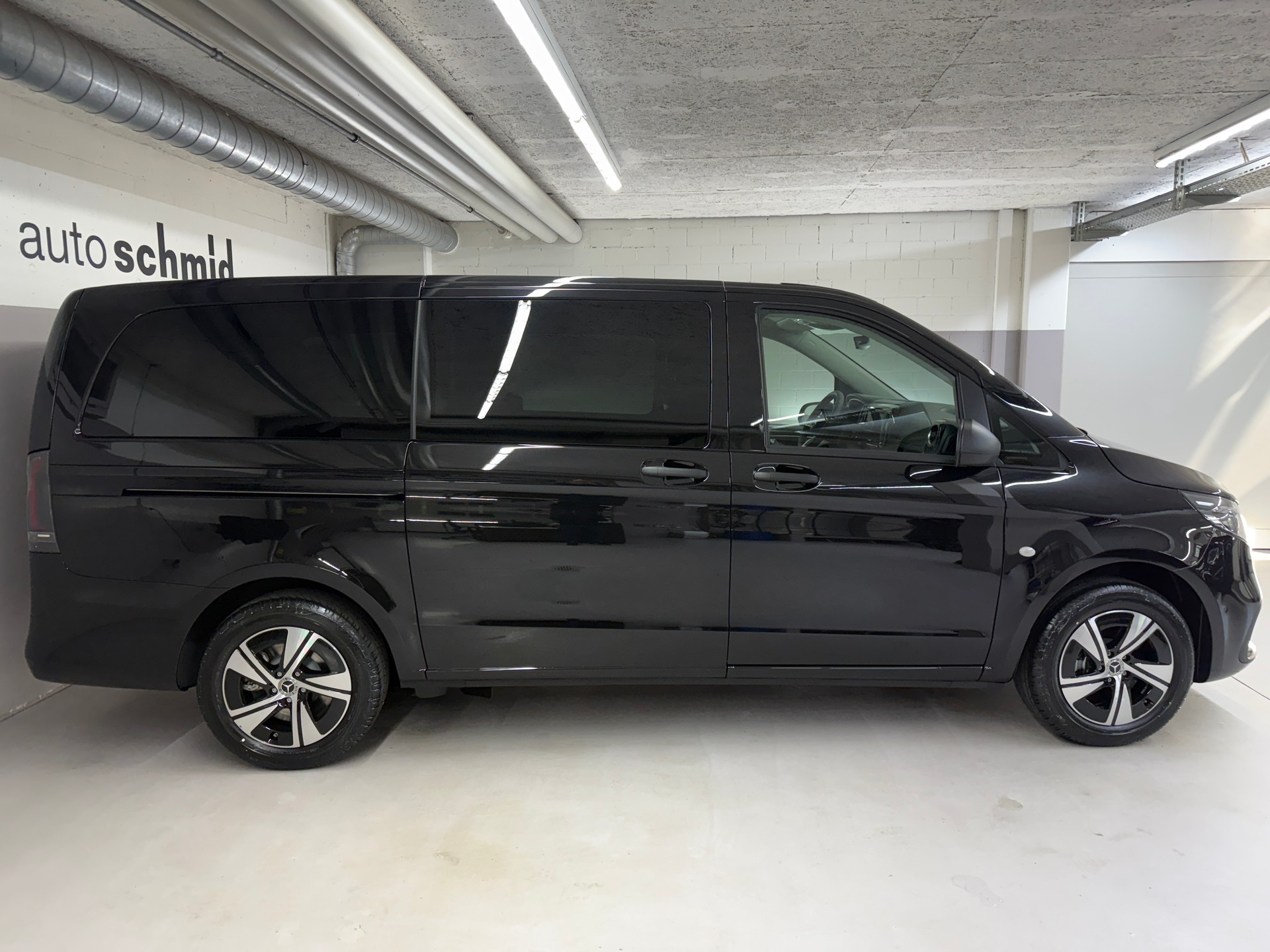 MERCEDES-BENZ Vito 116 CDI 4MATIC KB TOURER SELECT 3200mm L-image-2