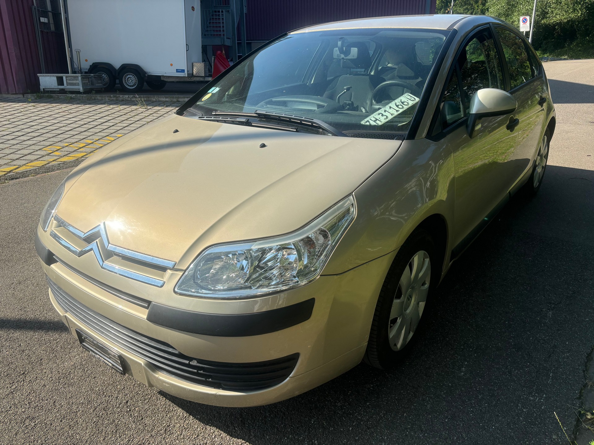 CITROEN C4 Berline 1.6 16V HDi SX-image-0