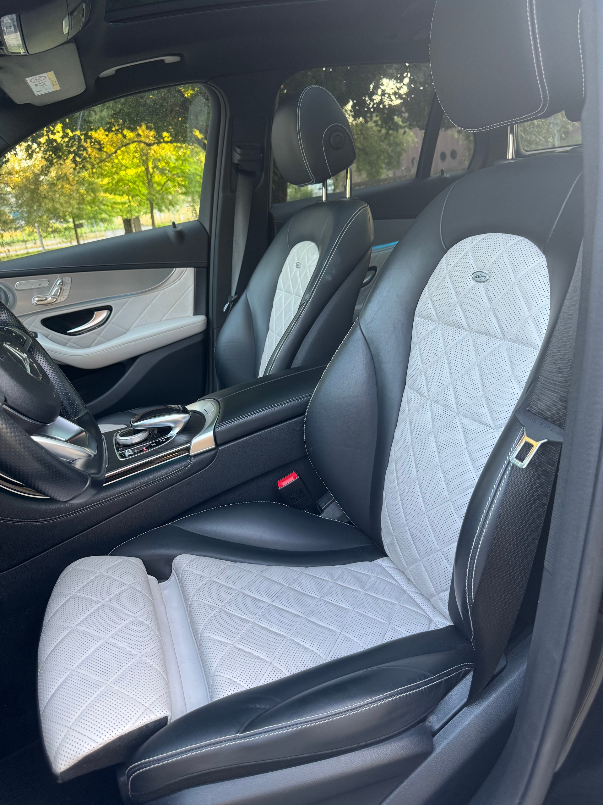 MERCEDES-BENZ GLC 350 e AMG Line 4Matic 7G-Tronic-image-8