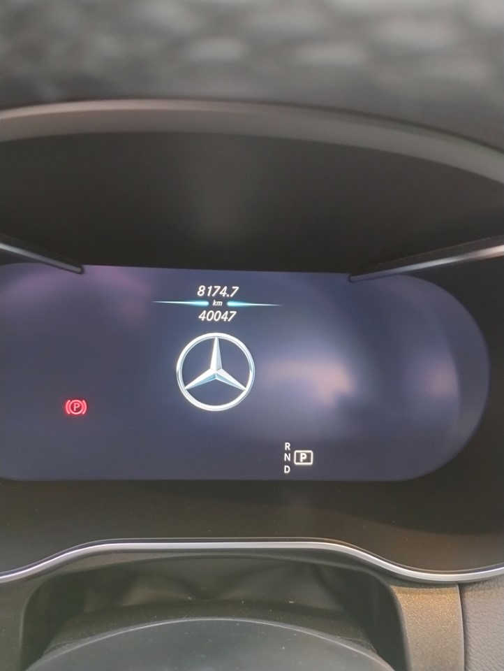 MERCEDES-BENZ GLC 63 S AMG 4Matic 9G-Tronic-image-5