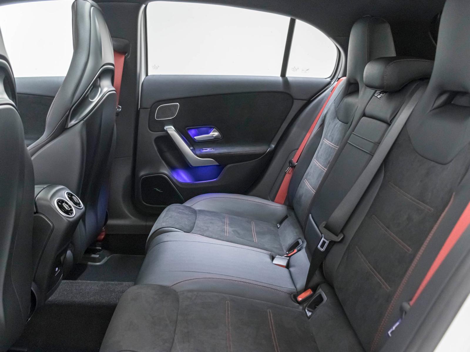 MERCEDES-BENZ A 35 AMG 4MATIC-image-7
