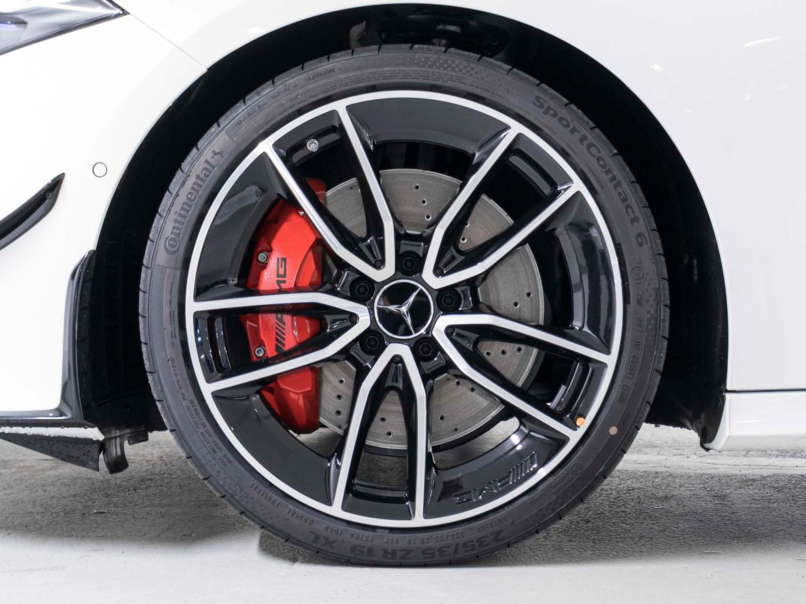 MERCEDES-BENZ A 35 AMG 4MATIC-image-13