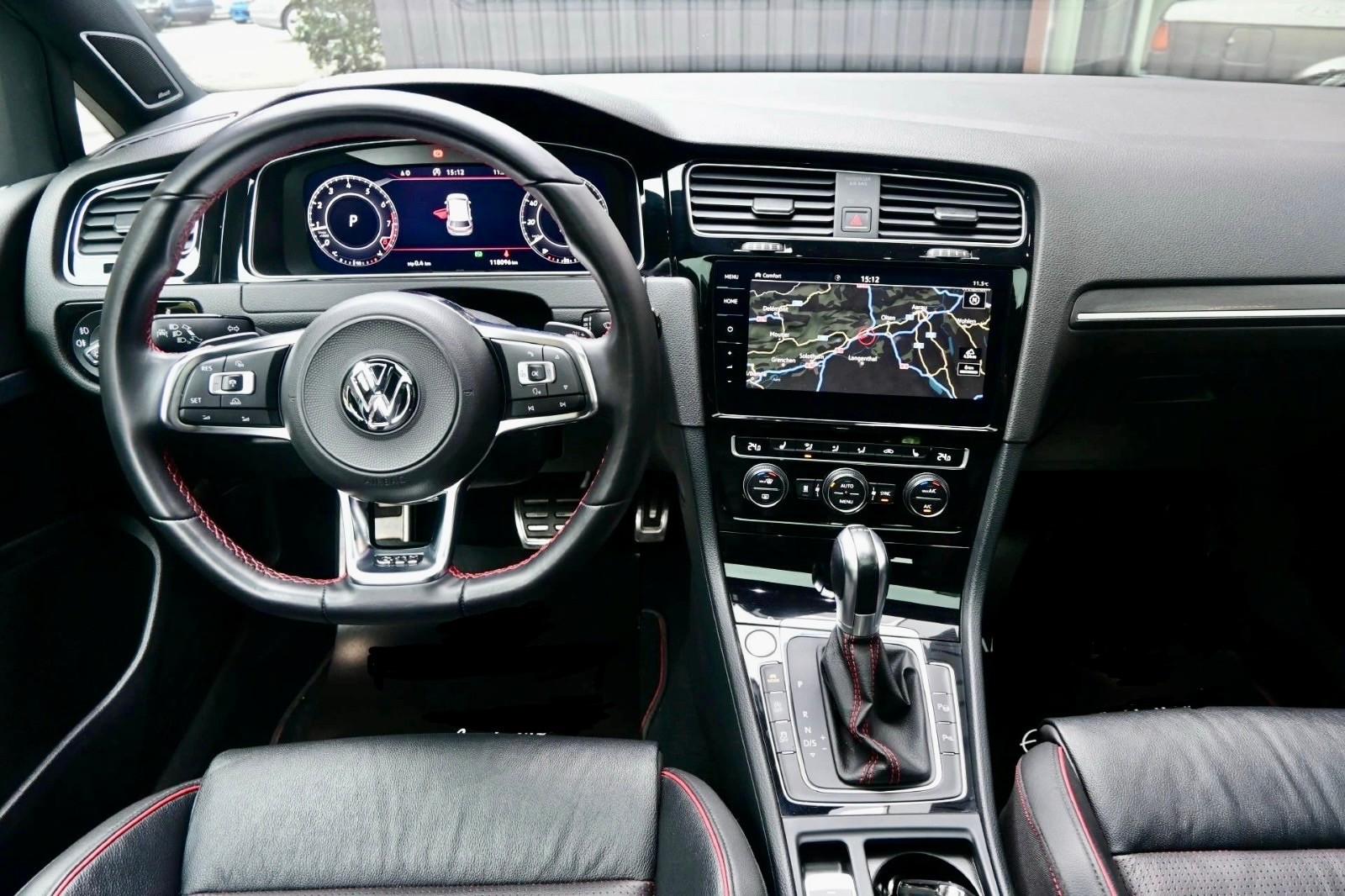 VW Golf 2.0 TSI GTI Performance DSG-image-7