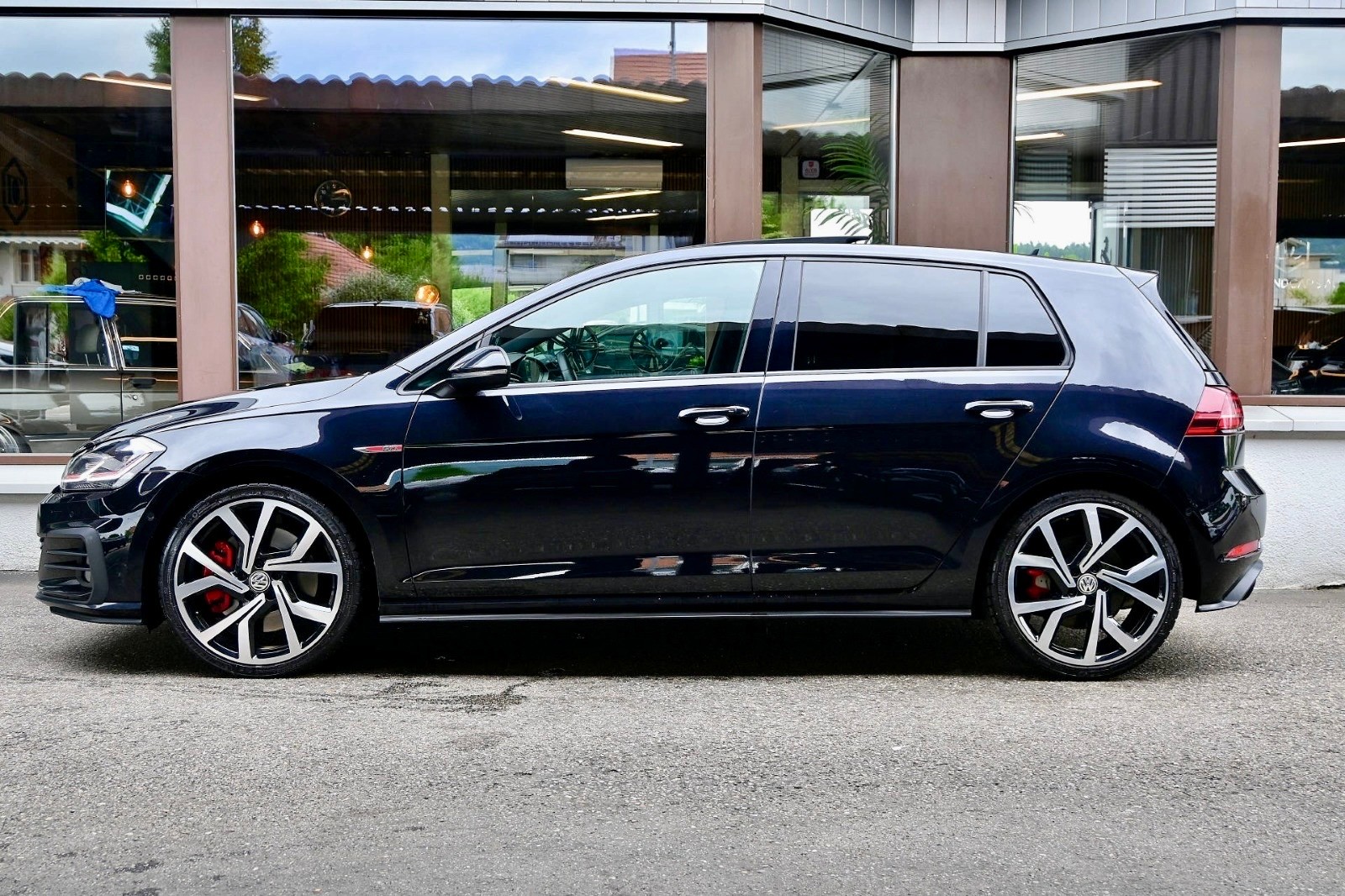 VW Golf 2.0 TSI GTI Performance DSG-image-0