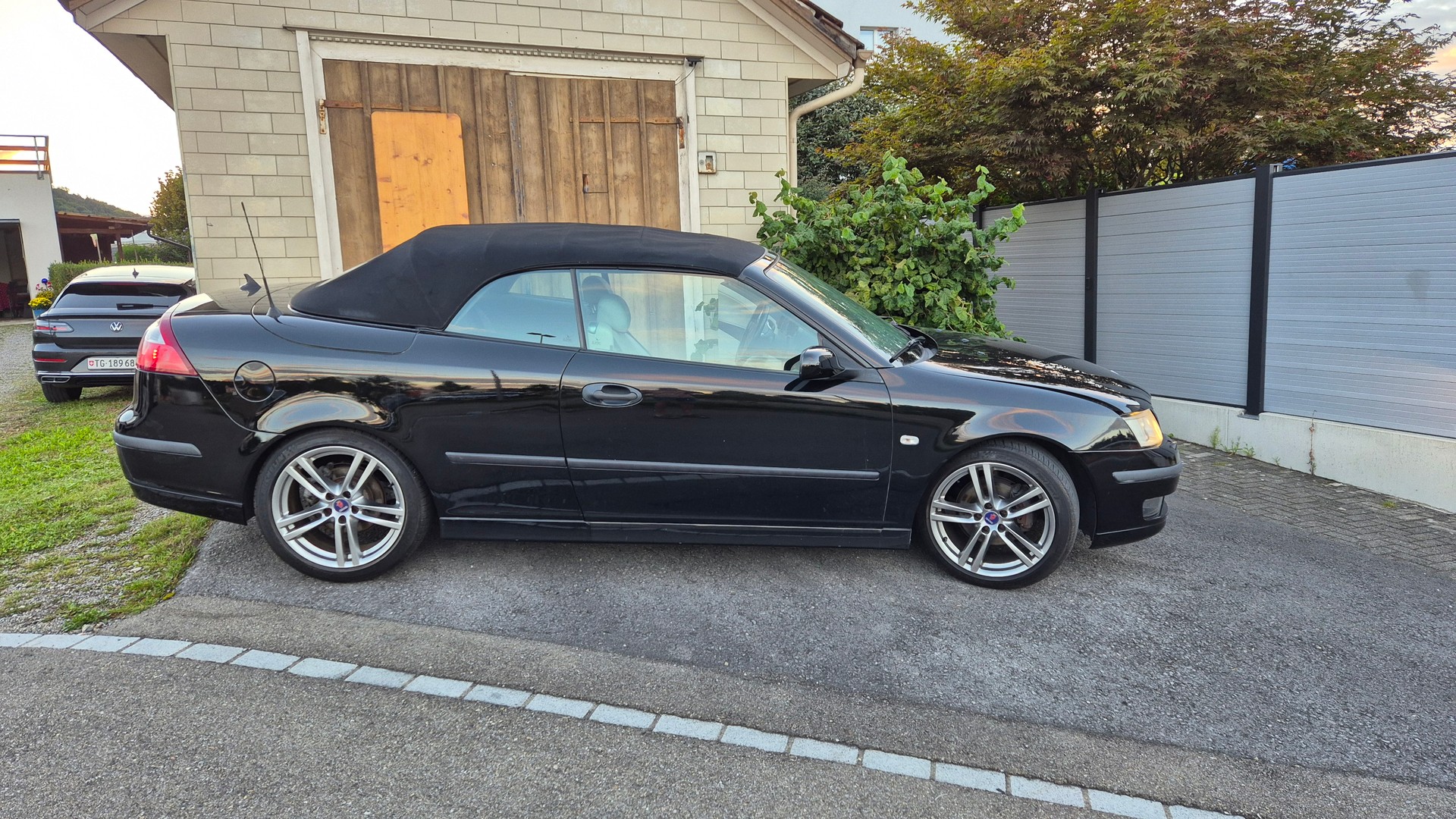 SAAB 9-3 2.0t Vector-image-3