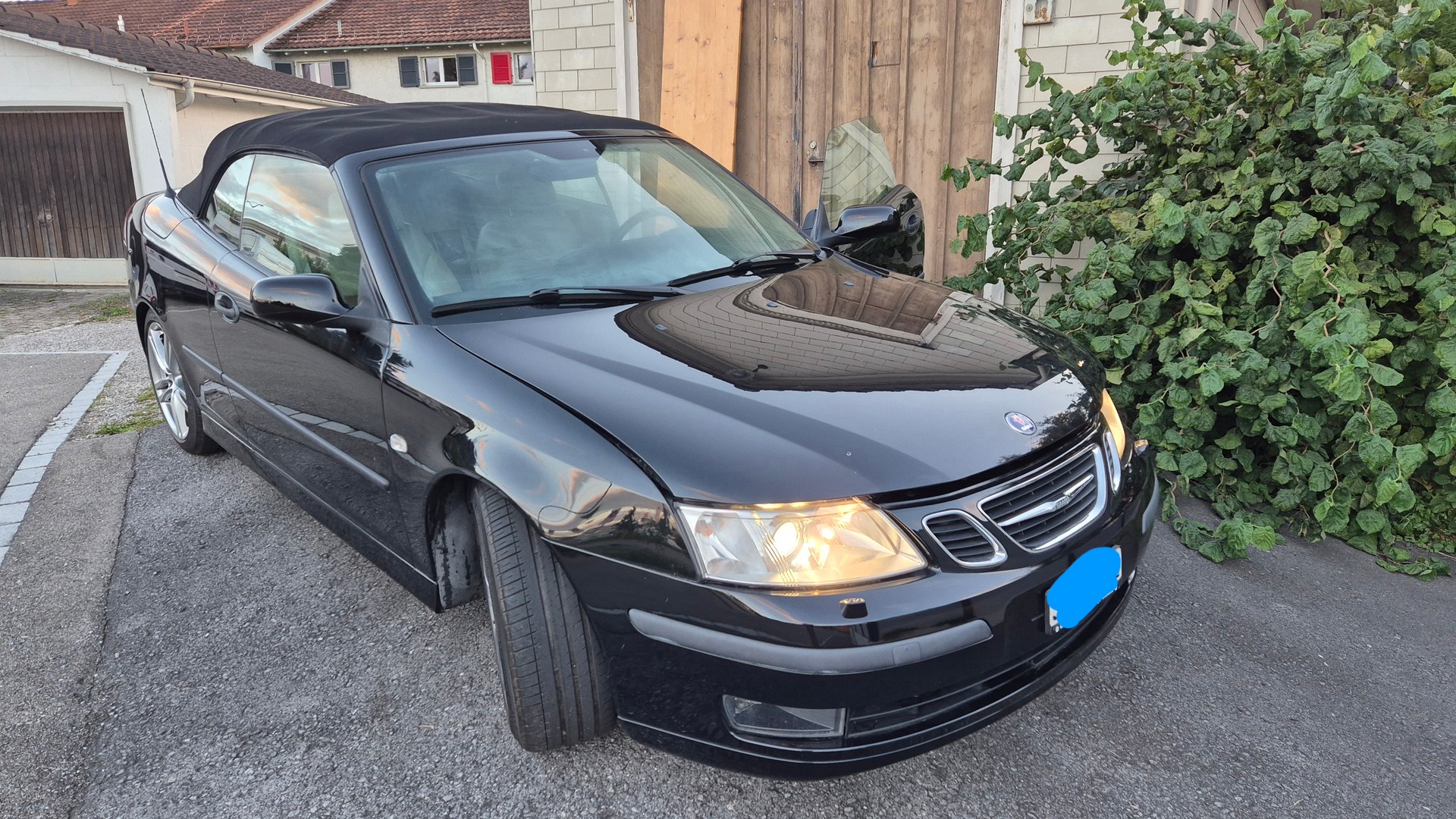 SAAB 9-3 2.0t Vector-image-0