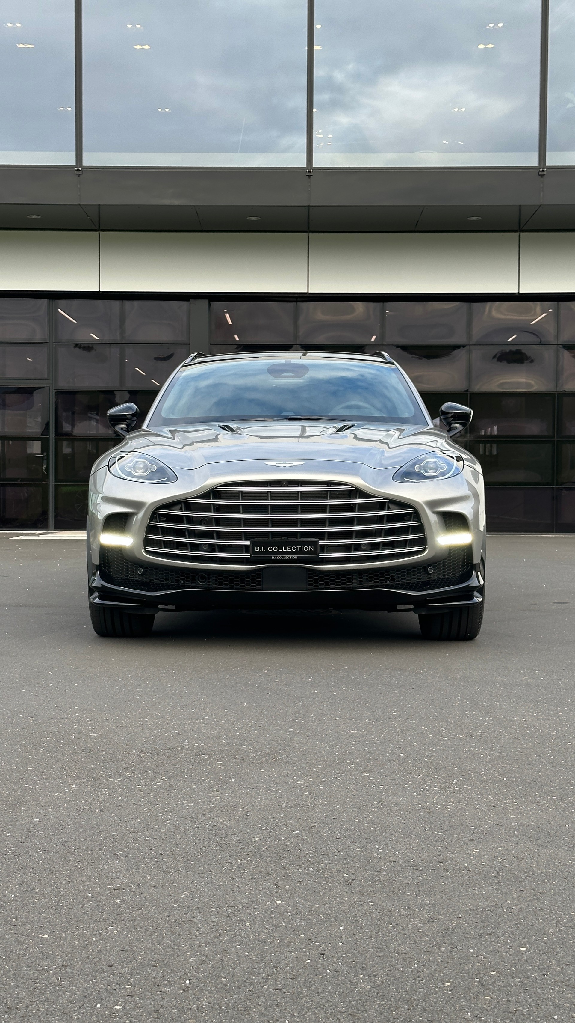 ASTON MARTIN 707 MY26-image-8