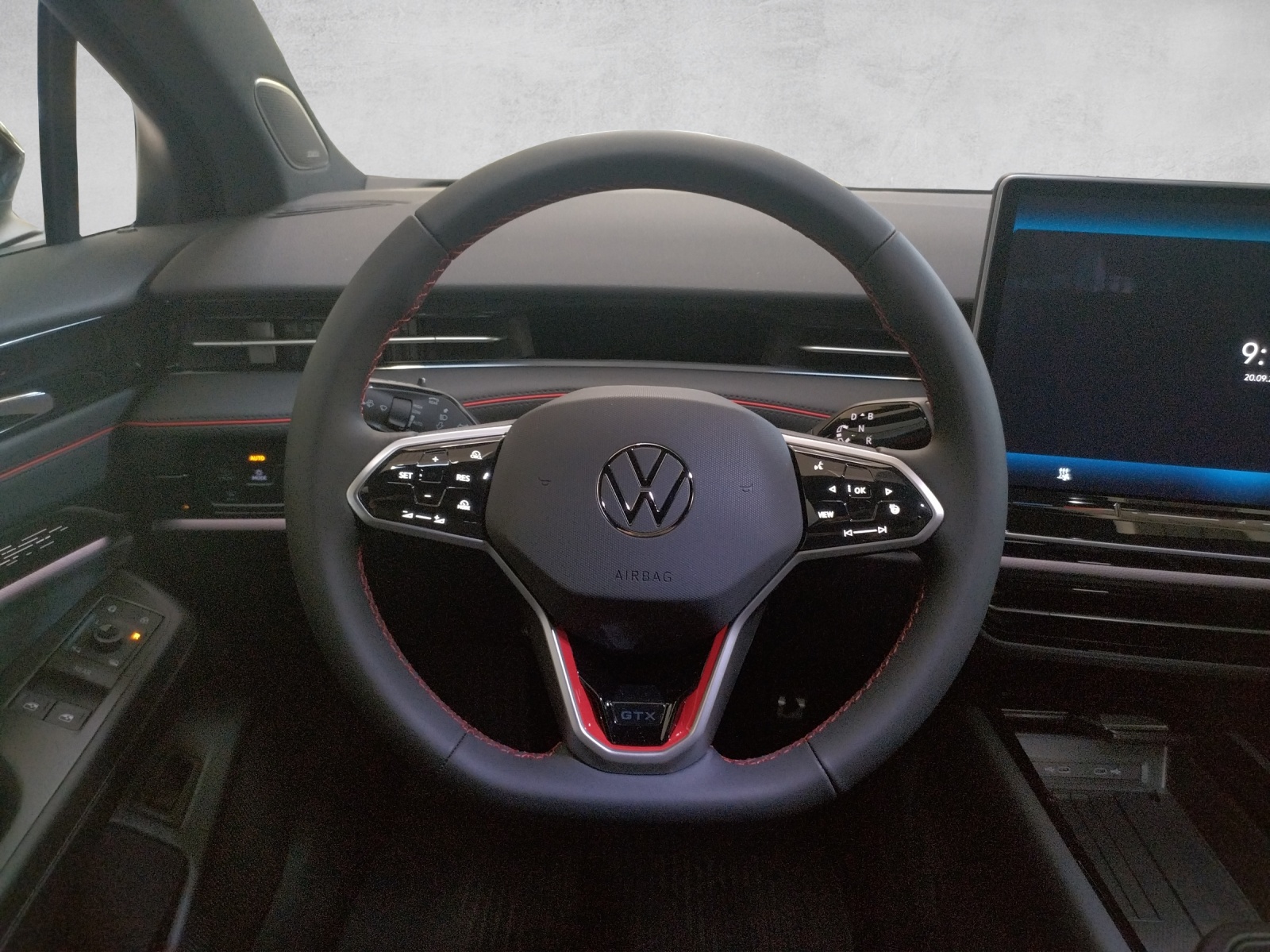 VW ID.7 Tourer GTX 86 kWh GTX United 4 Motion-image-7