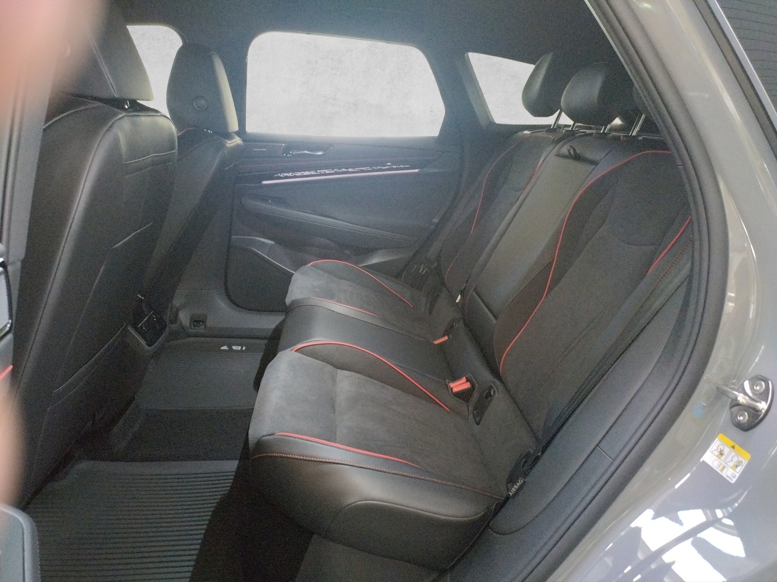 VW ID.7 Tourer GTX 86 kWh GTX United 4 Motion-image-6