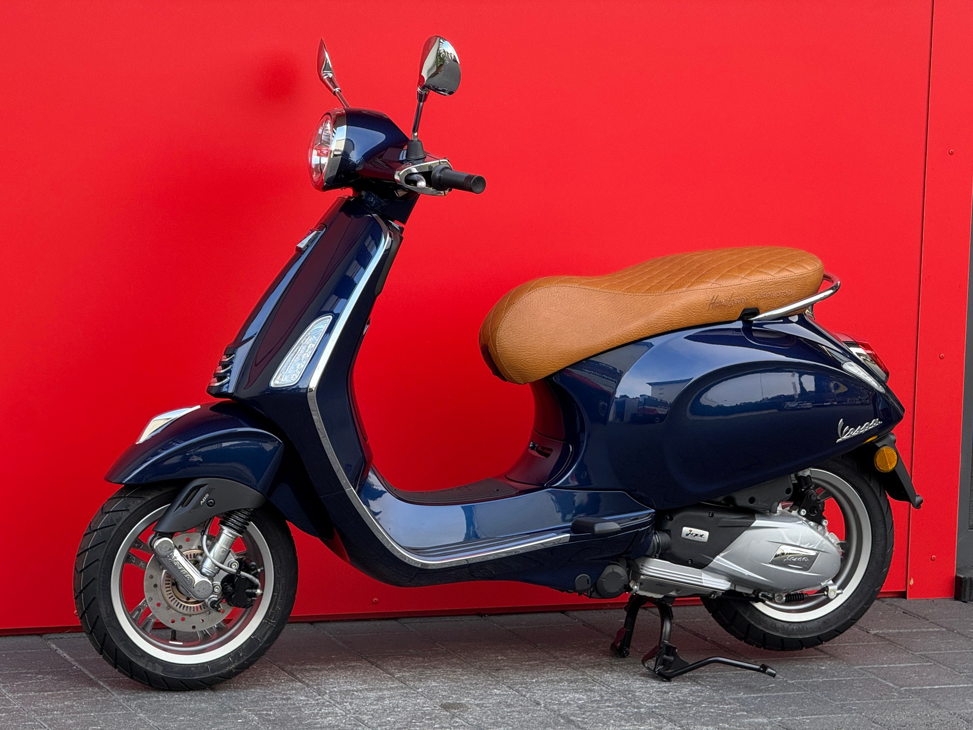 PIAGGIO Vespa 125 Primavera ABS Celebrate 40th MY26-image-5