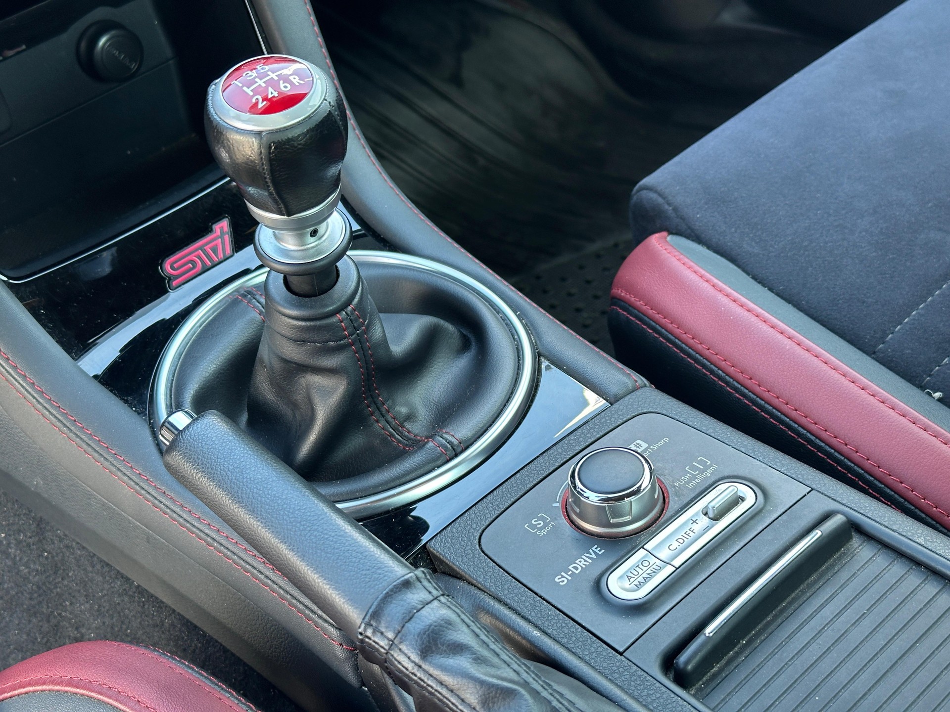 SUBARU WRX 2.5 Turbo 4WD STI Ultimate edition-image-10