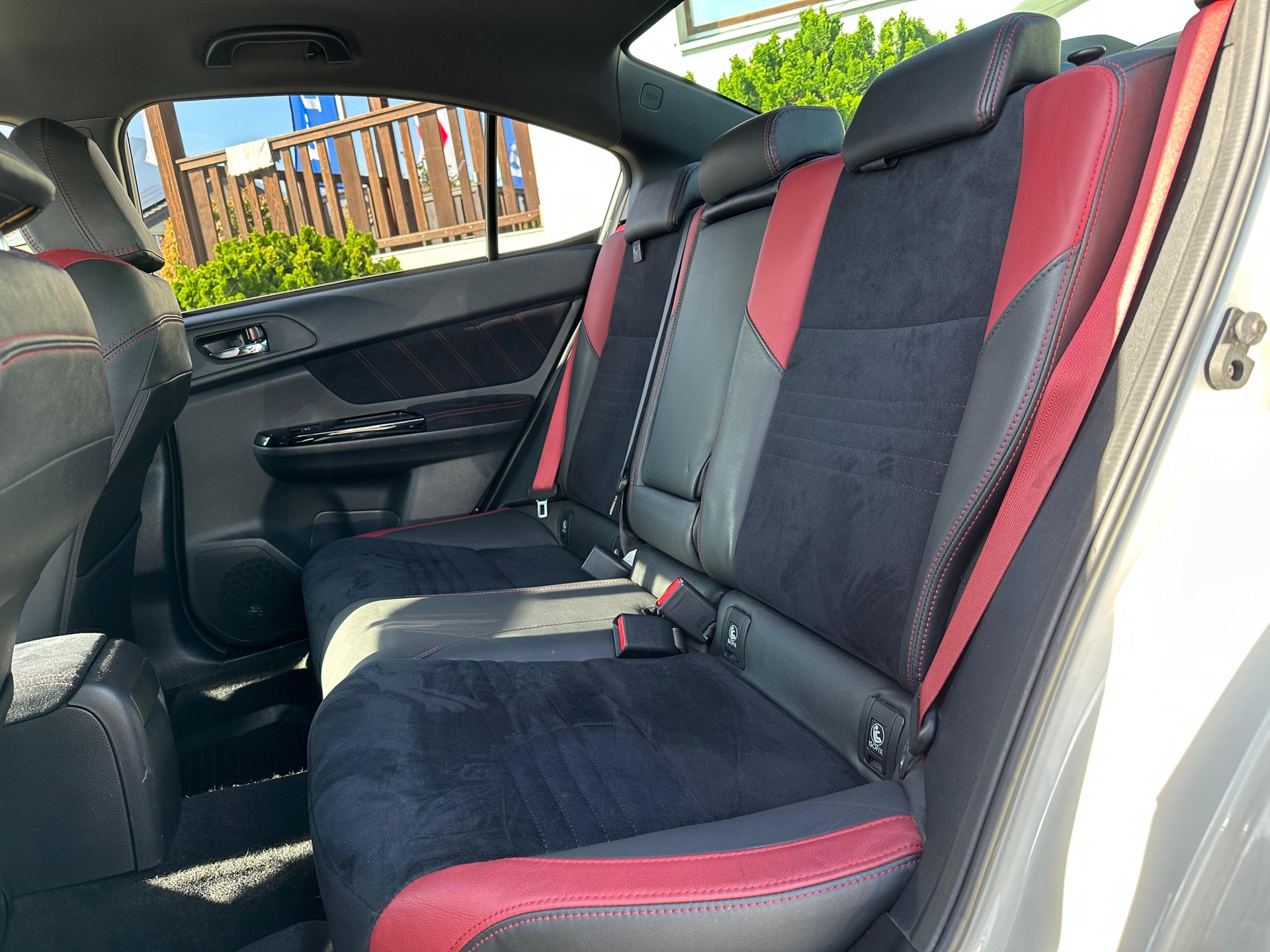 SUBARU WRX 2.5 Turbo 4WD STI Ultimate edition-image-12