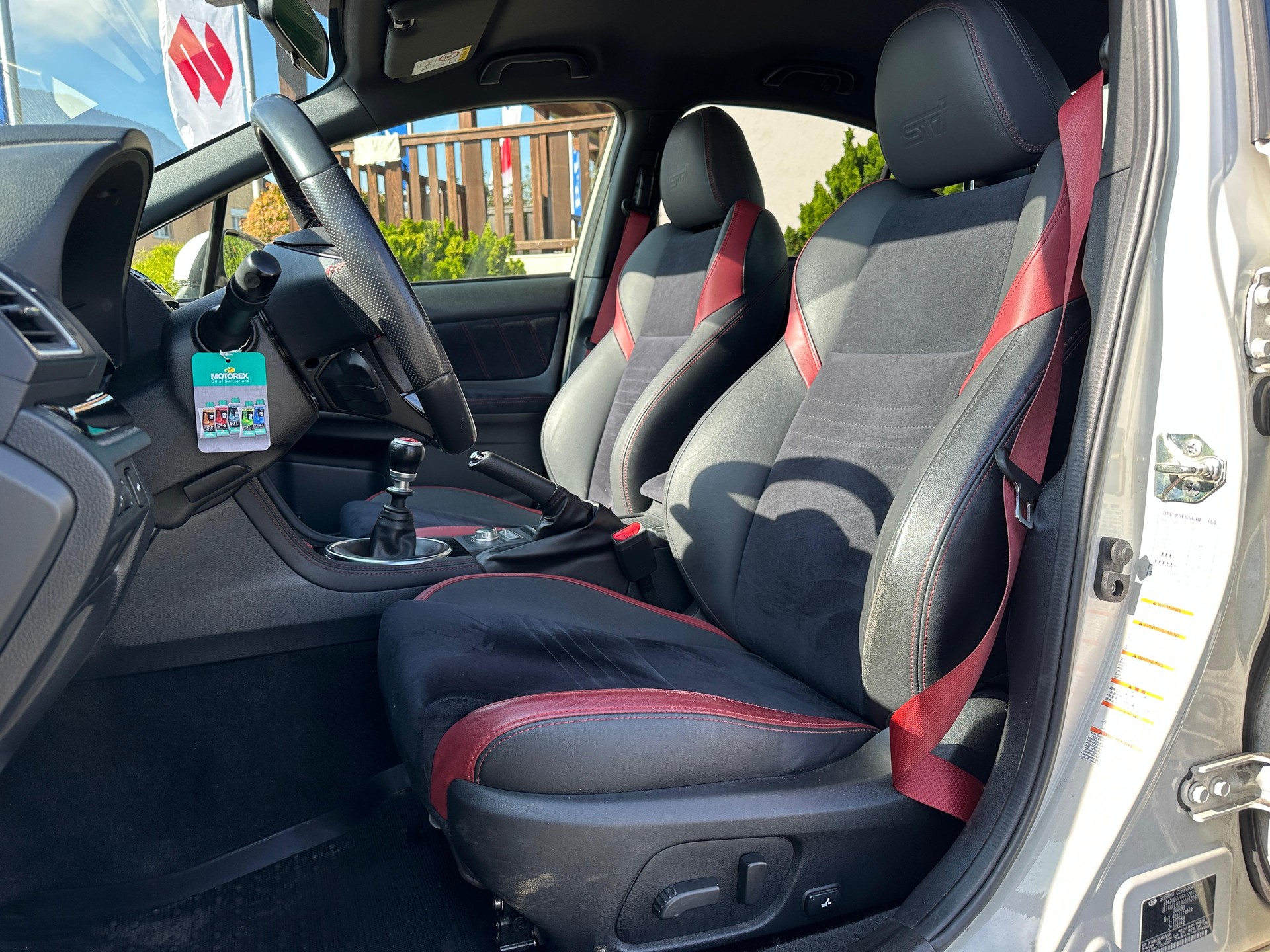 SUBARU WRX 2.5 Turbo 4WD STI Ultimate edition-image-11