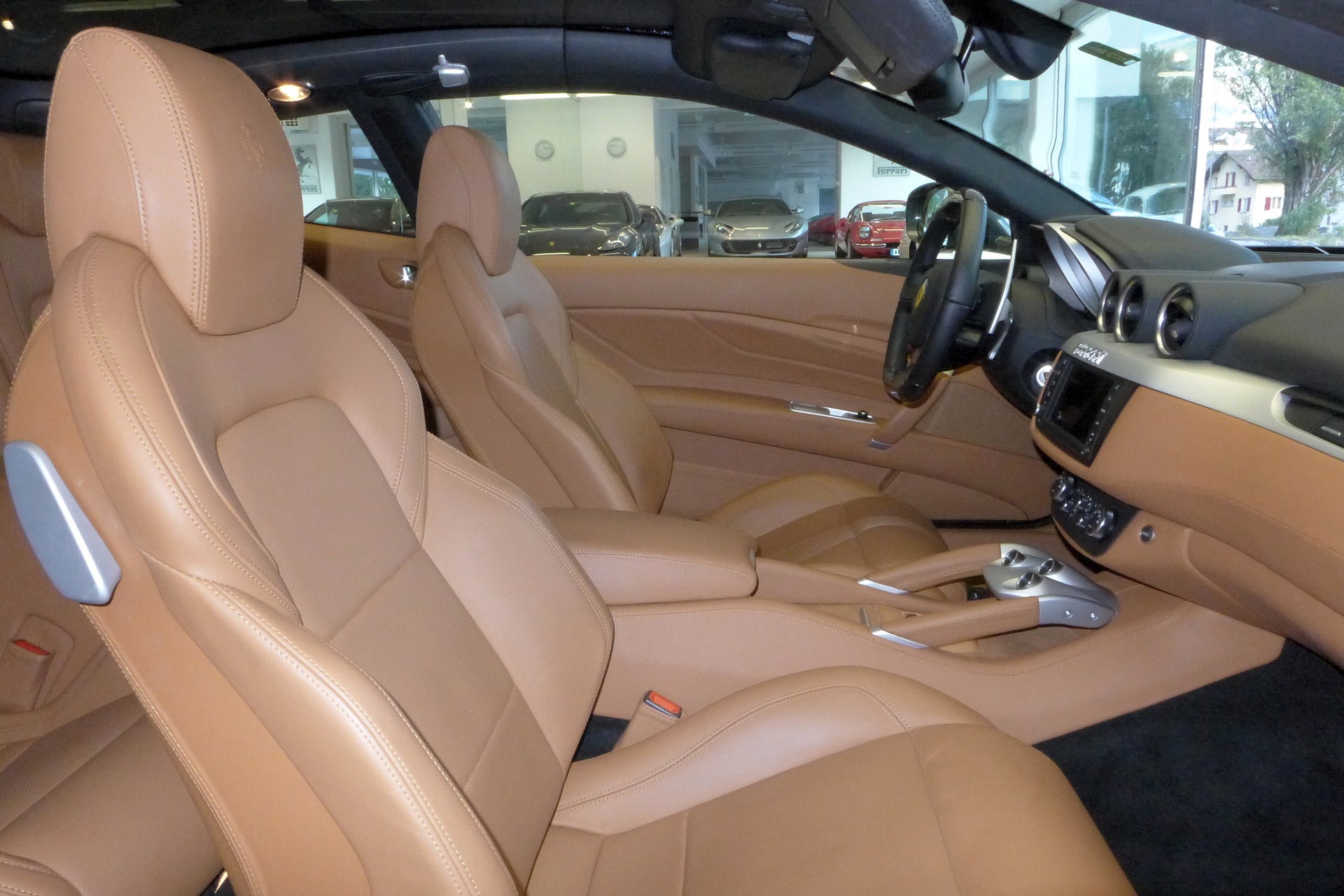 FERRARI FF Toit panoramique / Glasdach-image-12