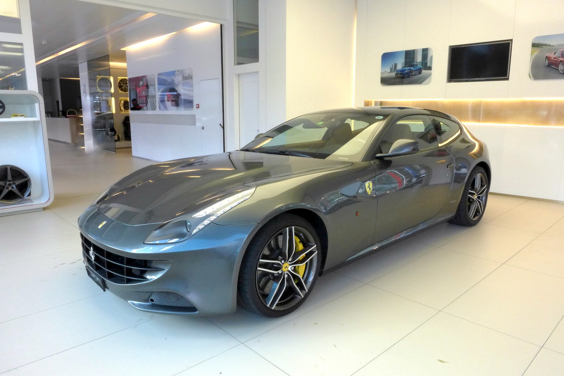 FERRARI FF Toit panoramique / Glasdach-image-0