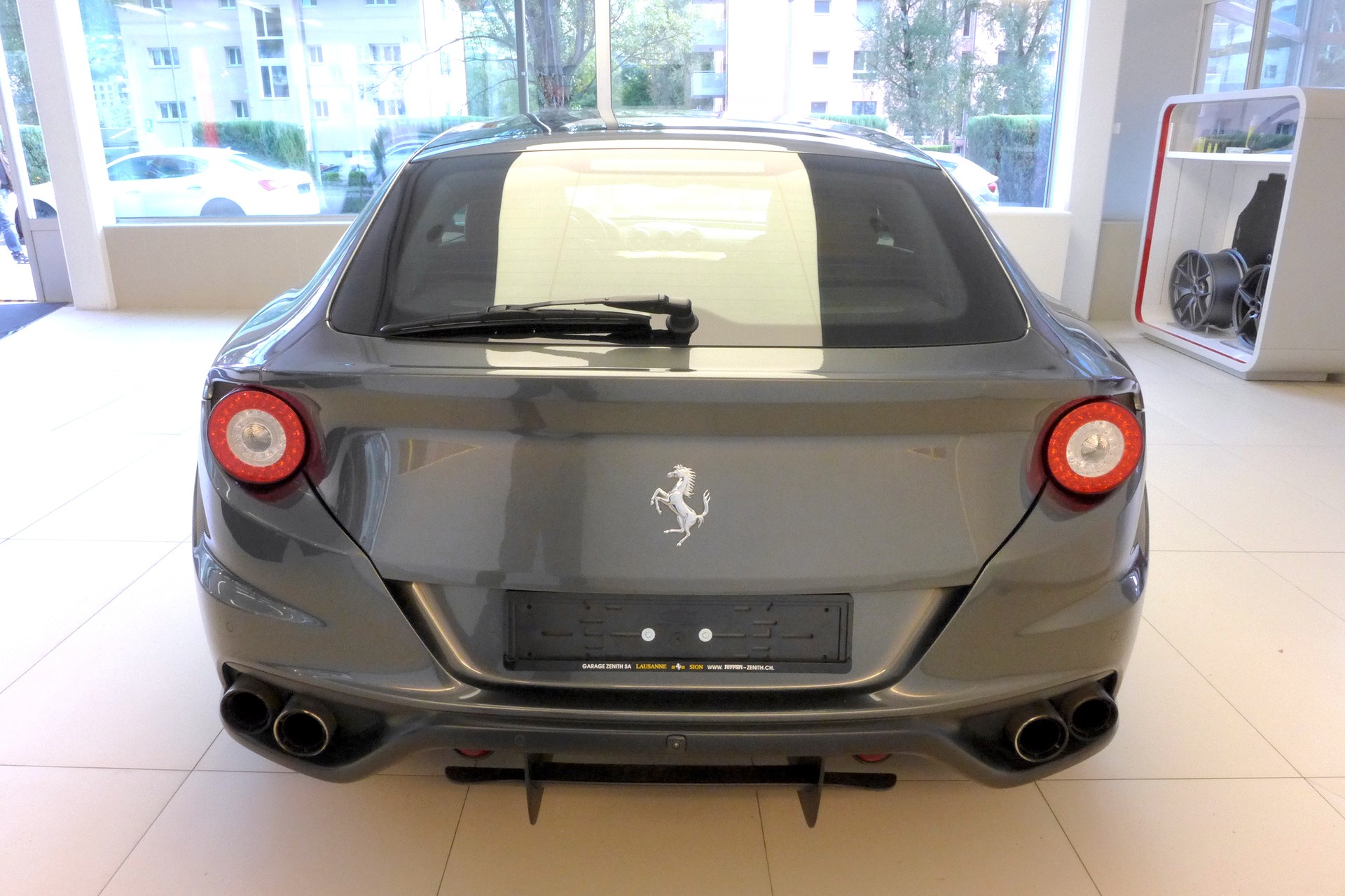 FERRARI FF Toit panoramique / Glasdach-image-5