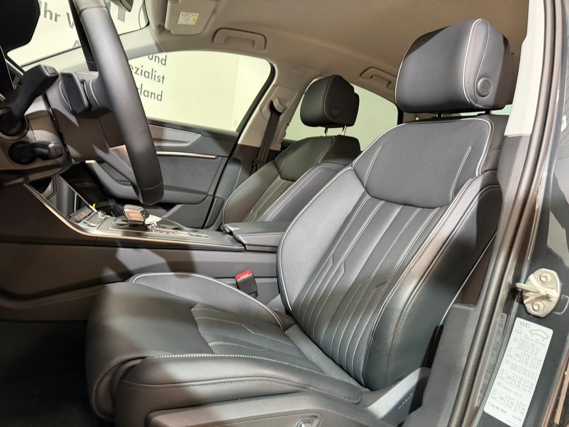 AUDI A6 40TDI advanced quattro-image-8