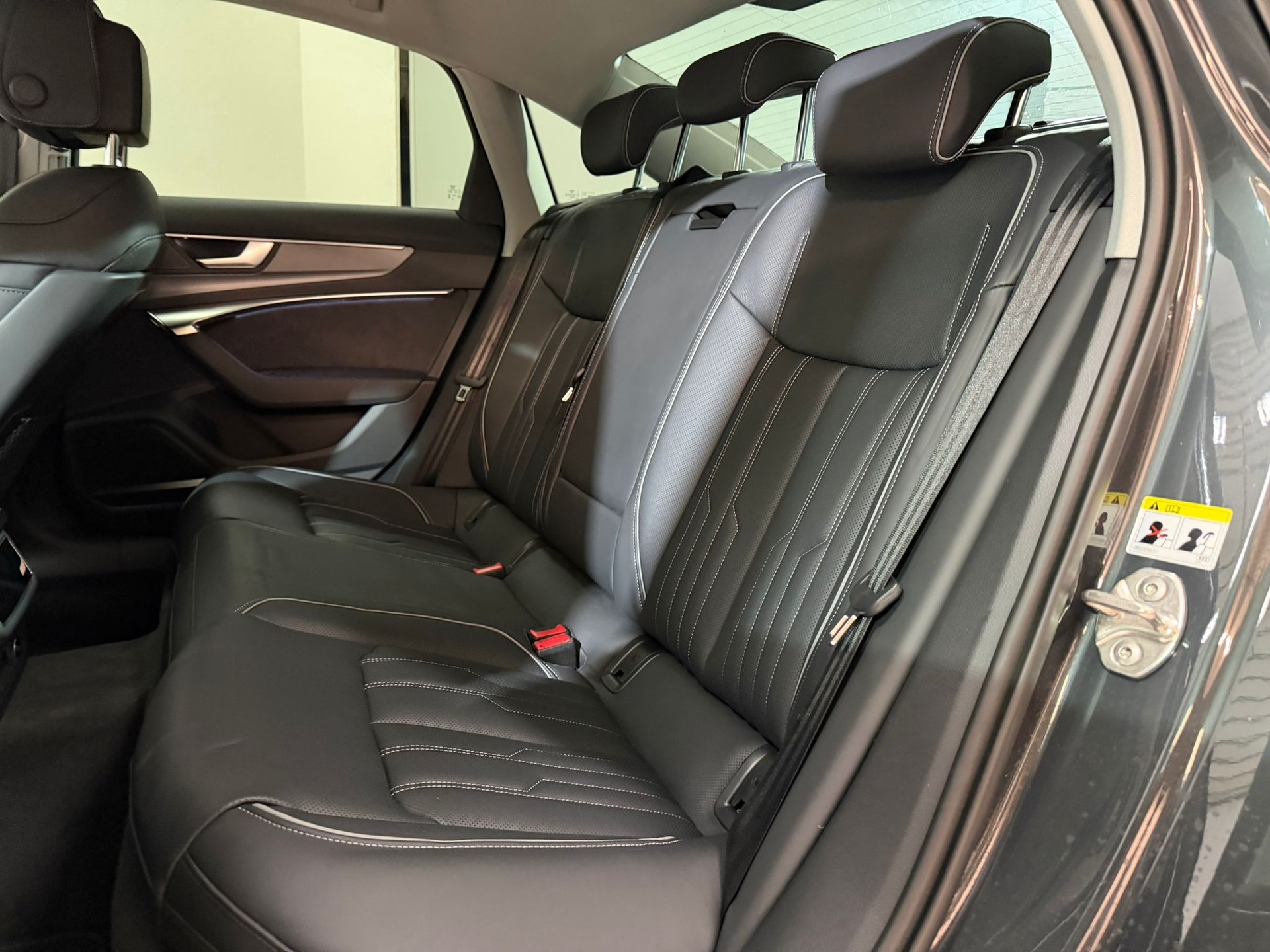 AUDI A6 40TDI advanced quattro-image-9