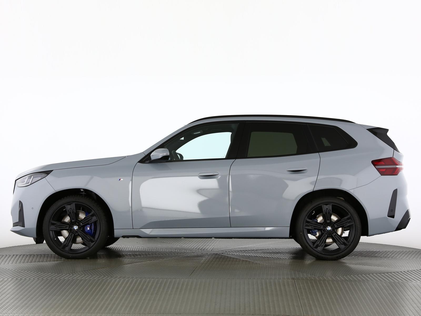 BMW X3 xDrive 48V 40d M Sport Pro-showroom-element-2