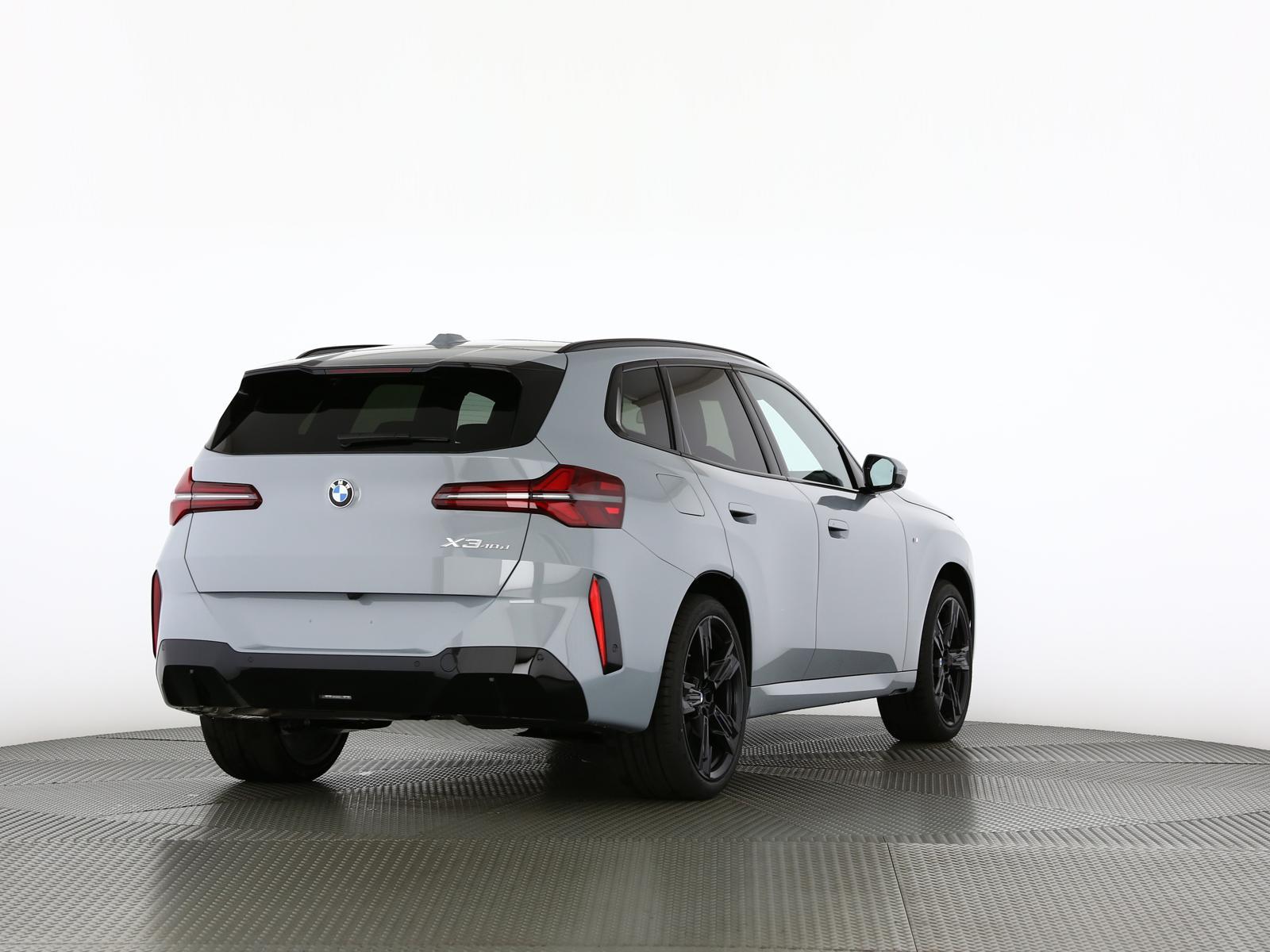 BMW X3 xDrive 48V 40d M Sport Pro-showroom-element-1