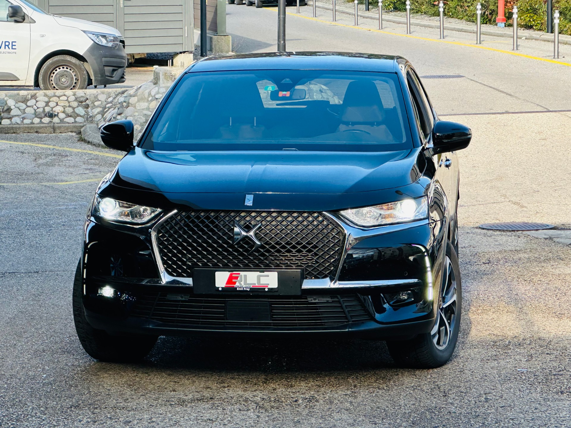 DS AUTOMOBILES DS 7 Crossback 1.6 THP La Première Automatic-showroom-element-1