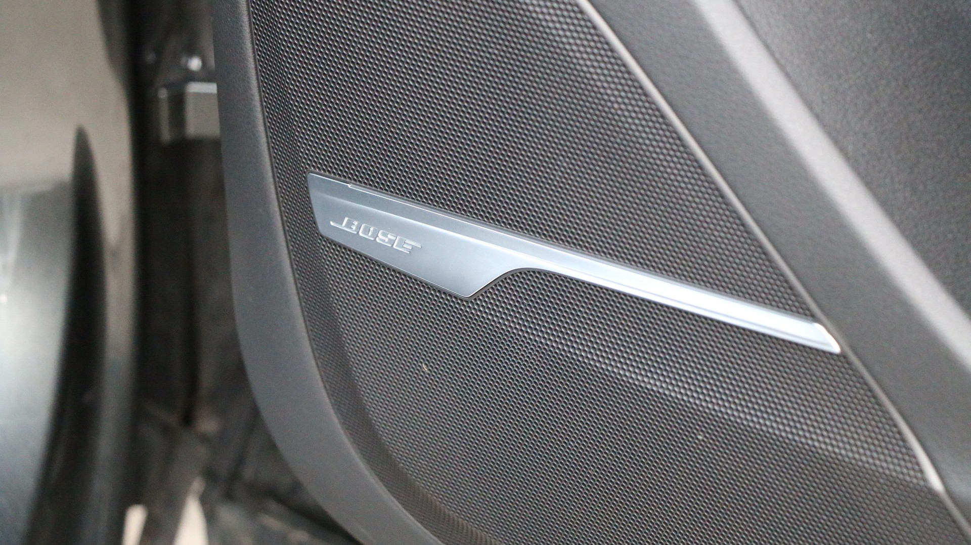 AUDI Q7 3.0 TFSI quattro-image-17