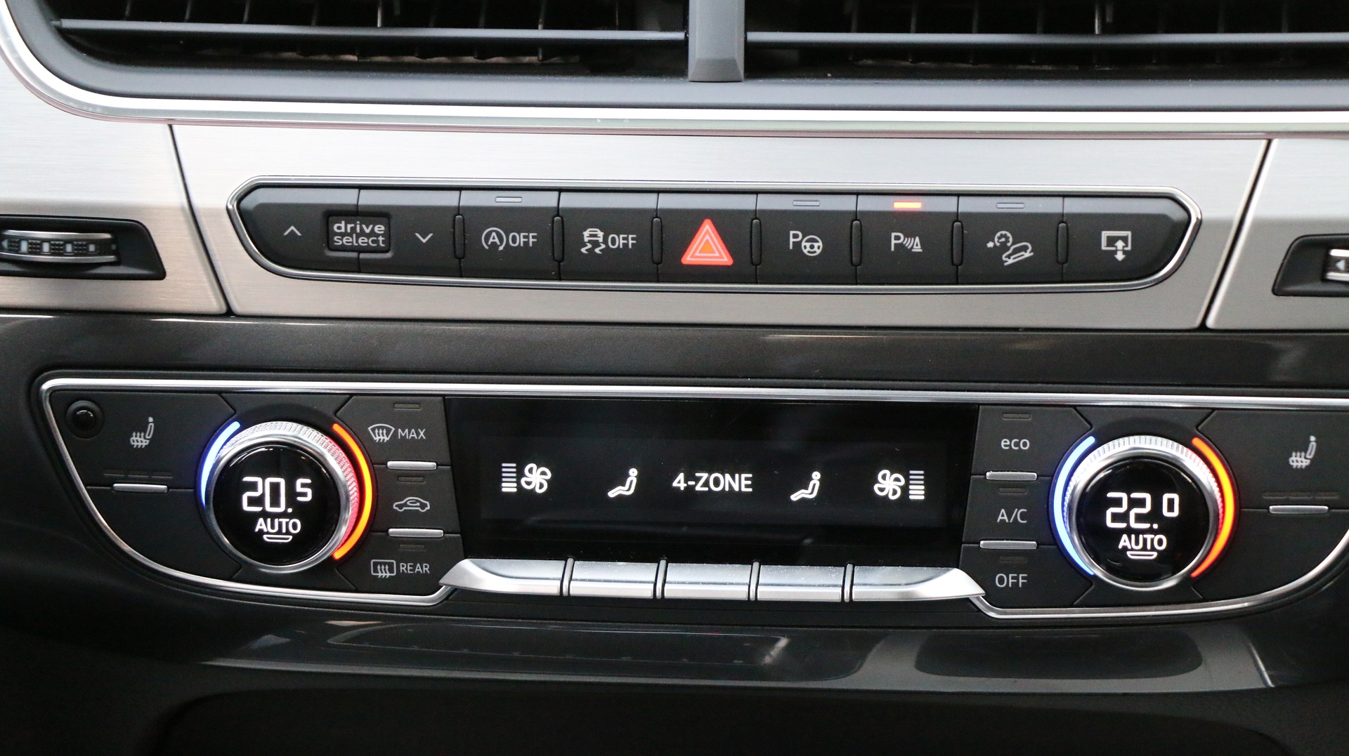 AUDI Q7 3.0 TFSI quattro-image-6