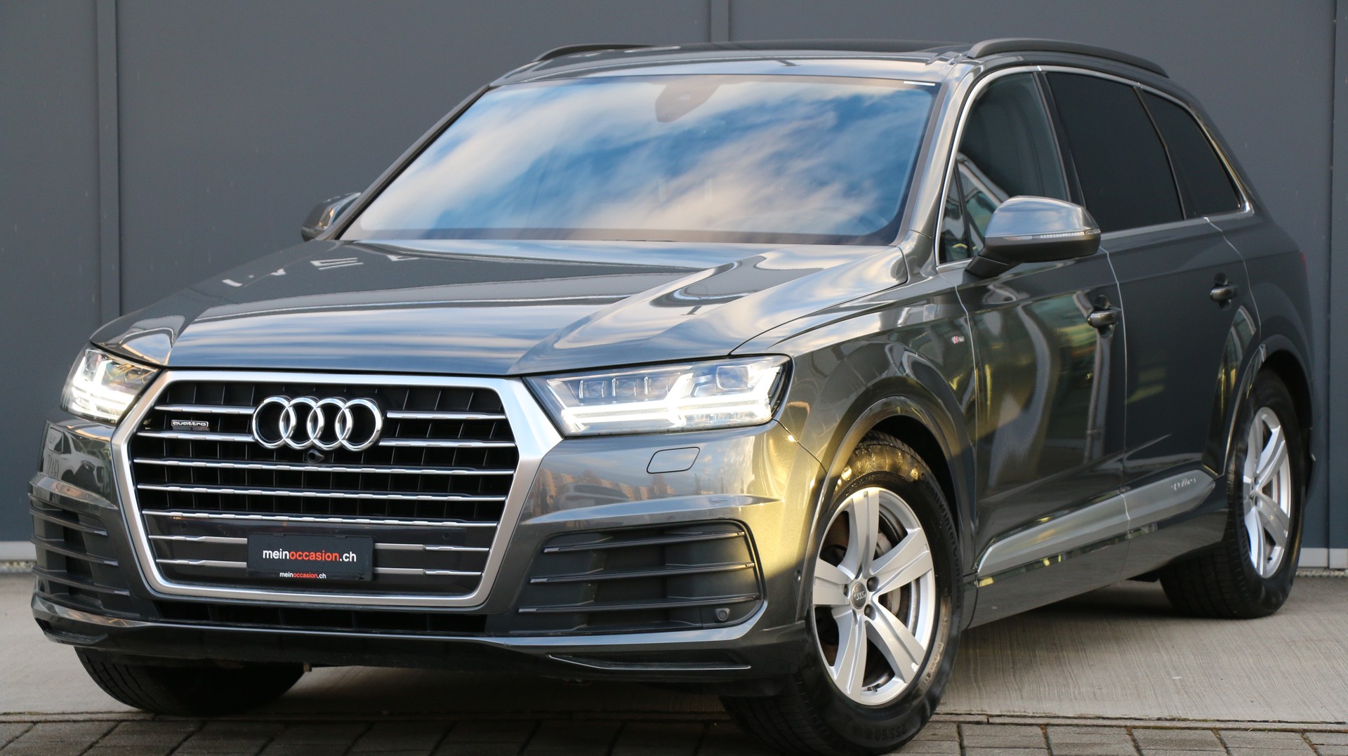 AUDI Q7 3.0 TFSI quattro-image-0