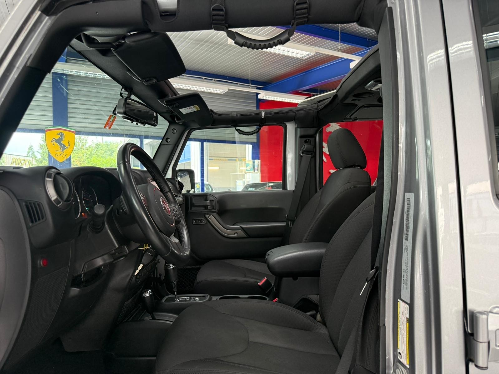 JEEP WRANGLER-image-4