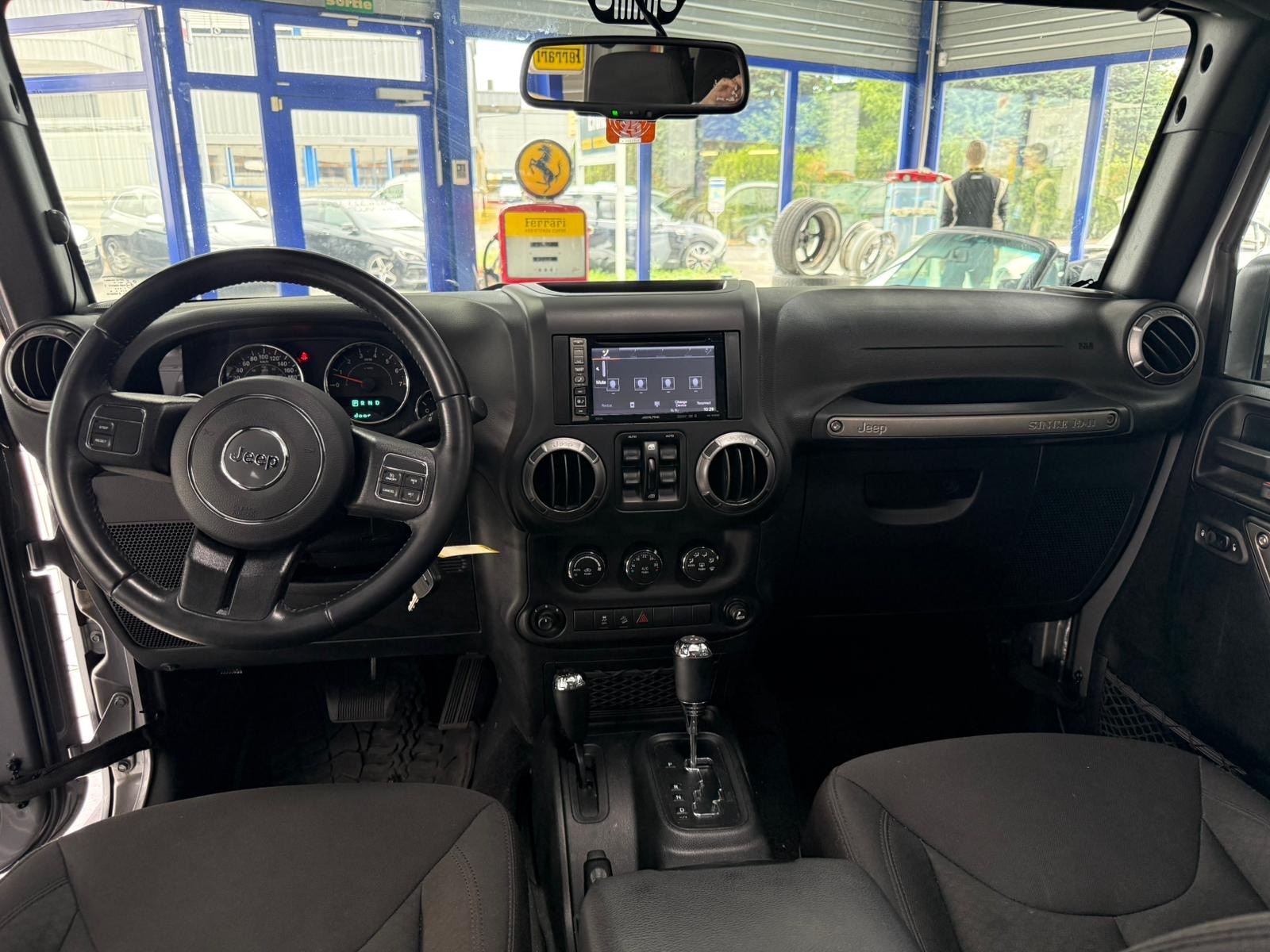 JEEP WRANGLER-image-5