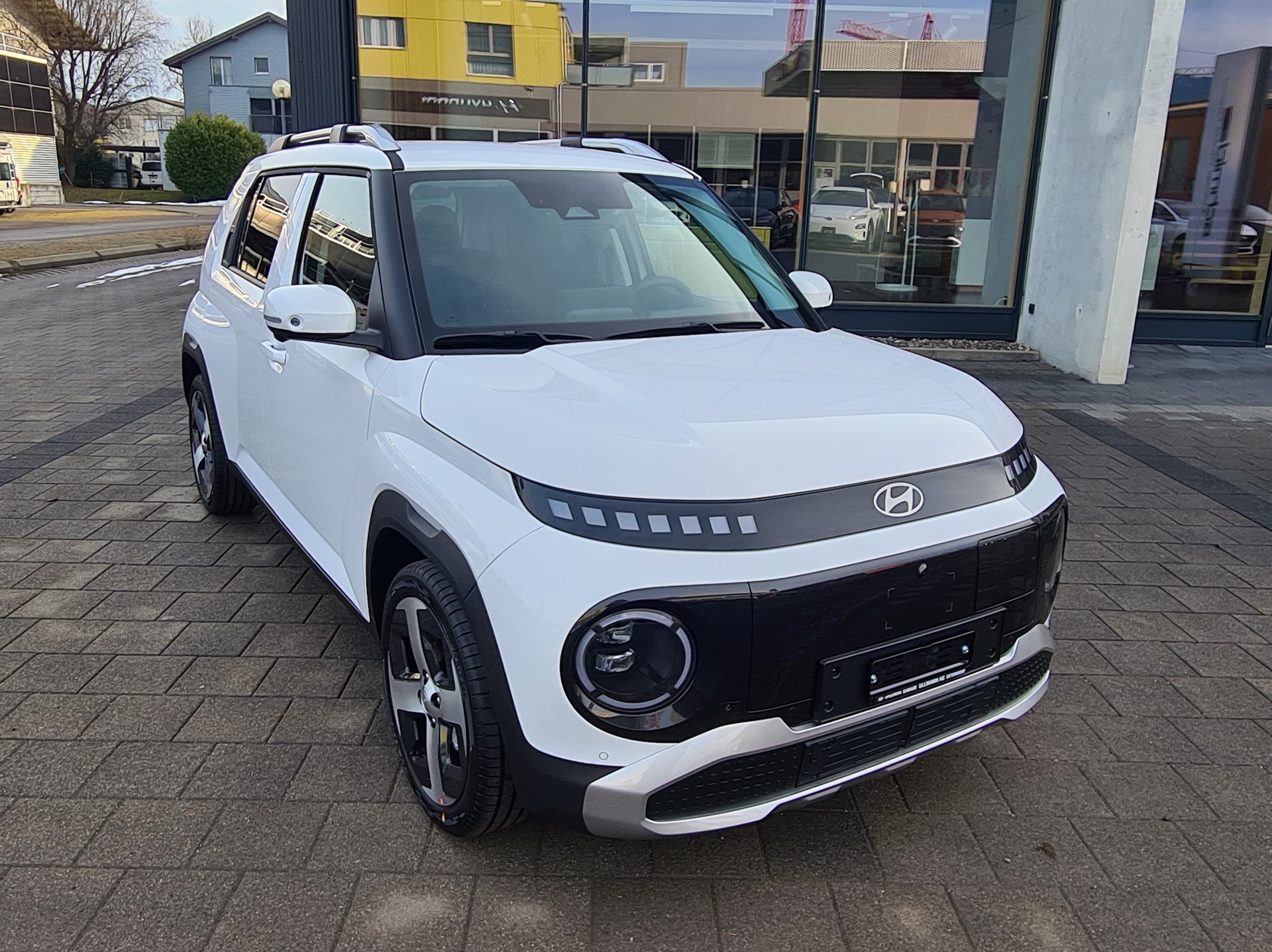 HYUNDAI Inster 49kWh Vertex-image-1