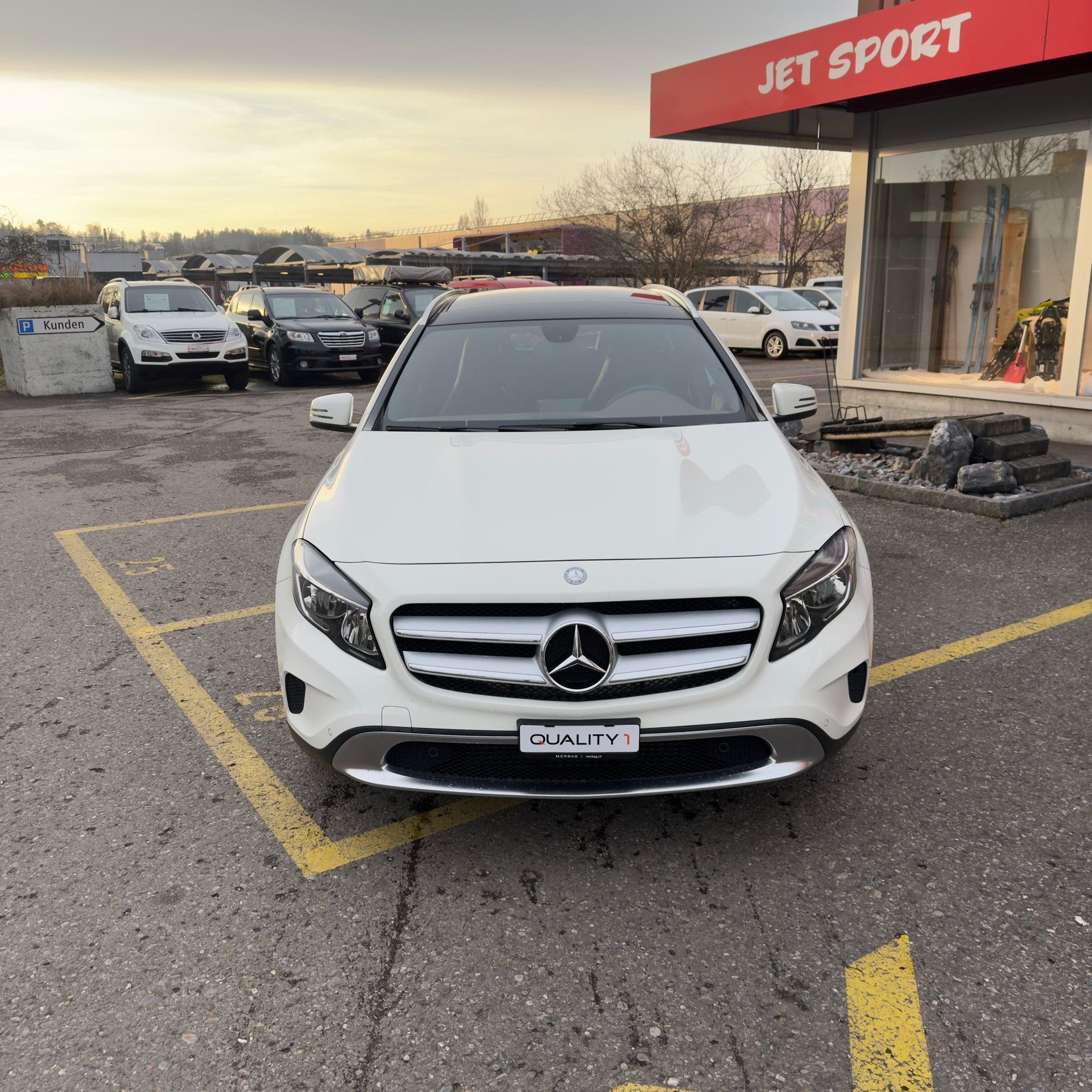 MERCEDES-BENZ GLA 250 Urban 4Matic 7G-DCT