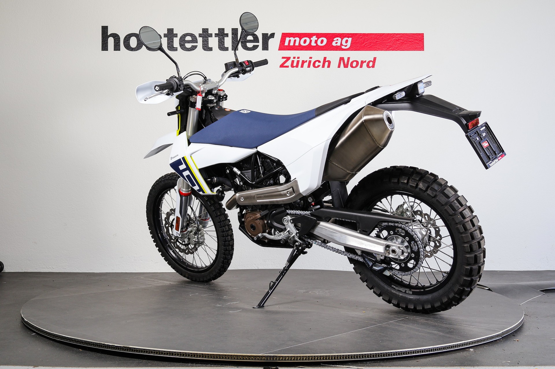 HUSQVARNA 701 Enduro-showroom-element-3