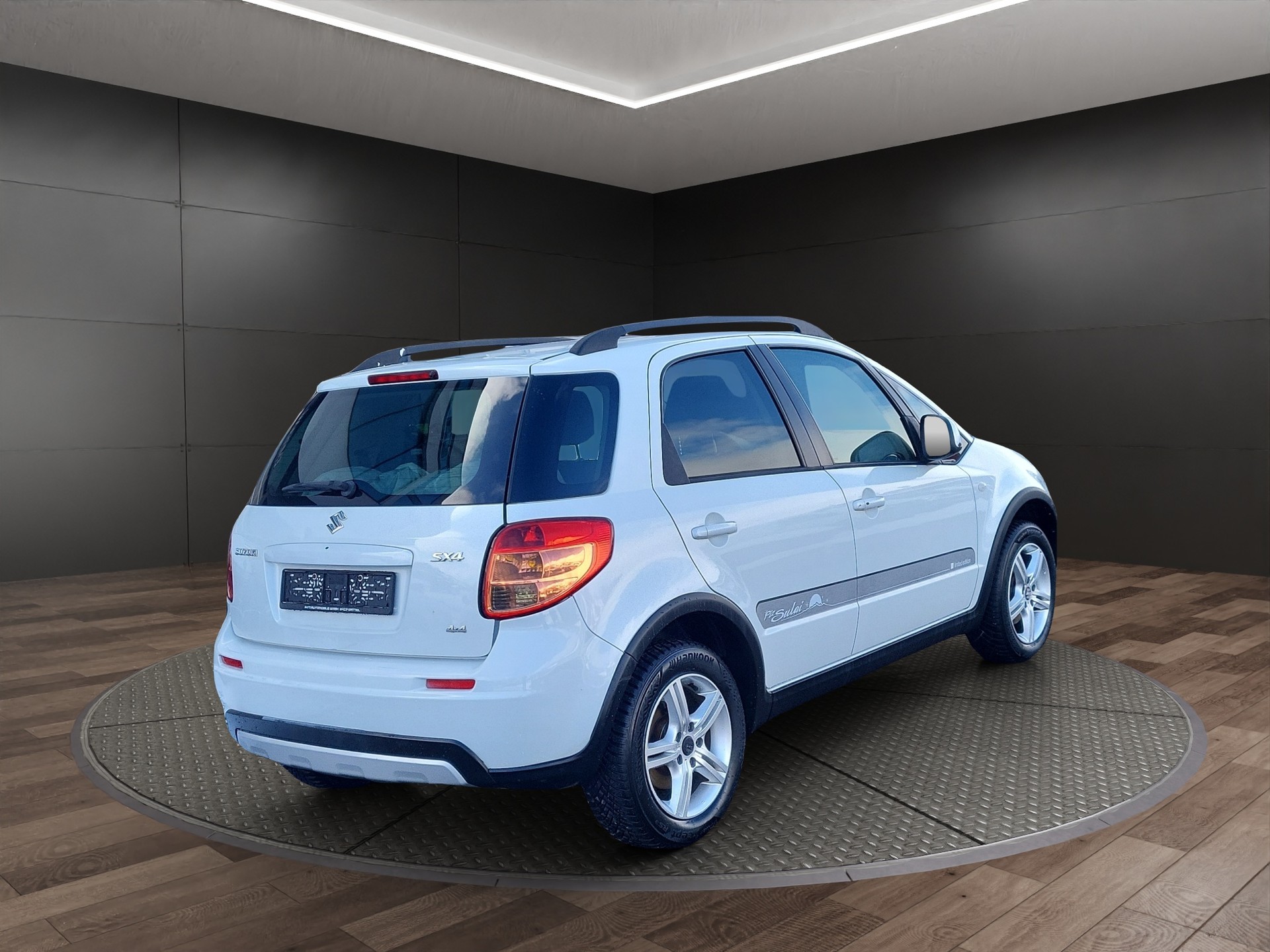 SUZUKI SX4 1.6 16V GL Top Piz Sulai 4WD-image-1