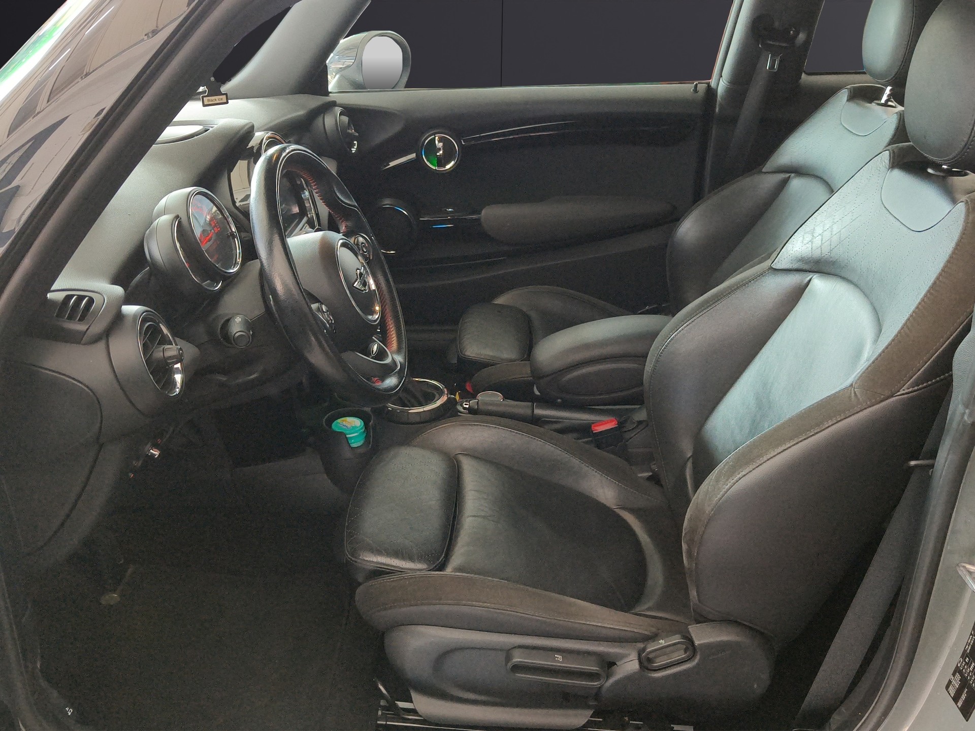 MINI Cooper S JCW-image-6