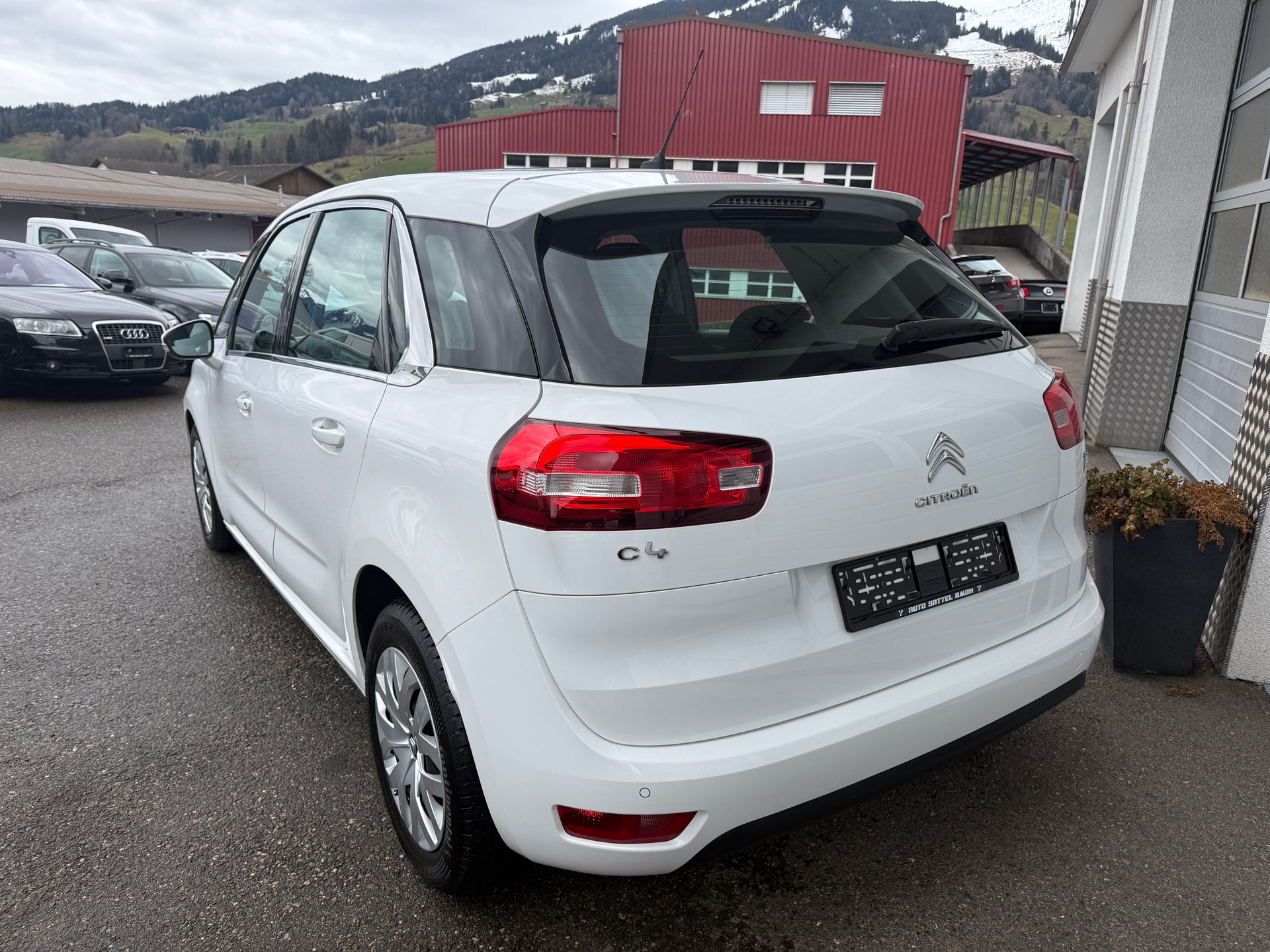 CITROEN C4 Picasso 1.2 Pure Tech Séduction-showroom-element-2