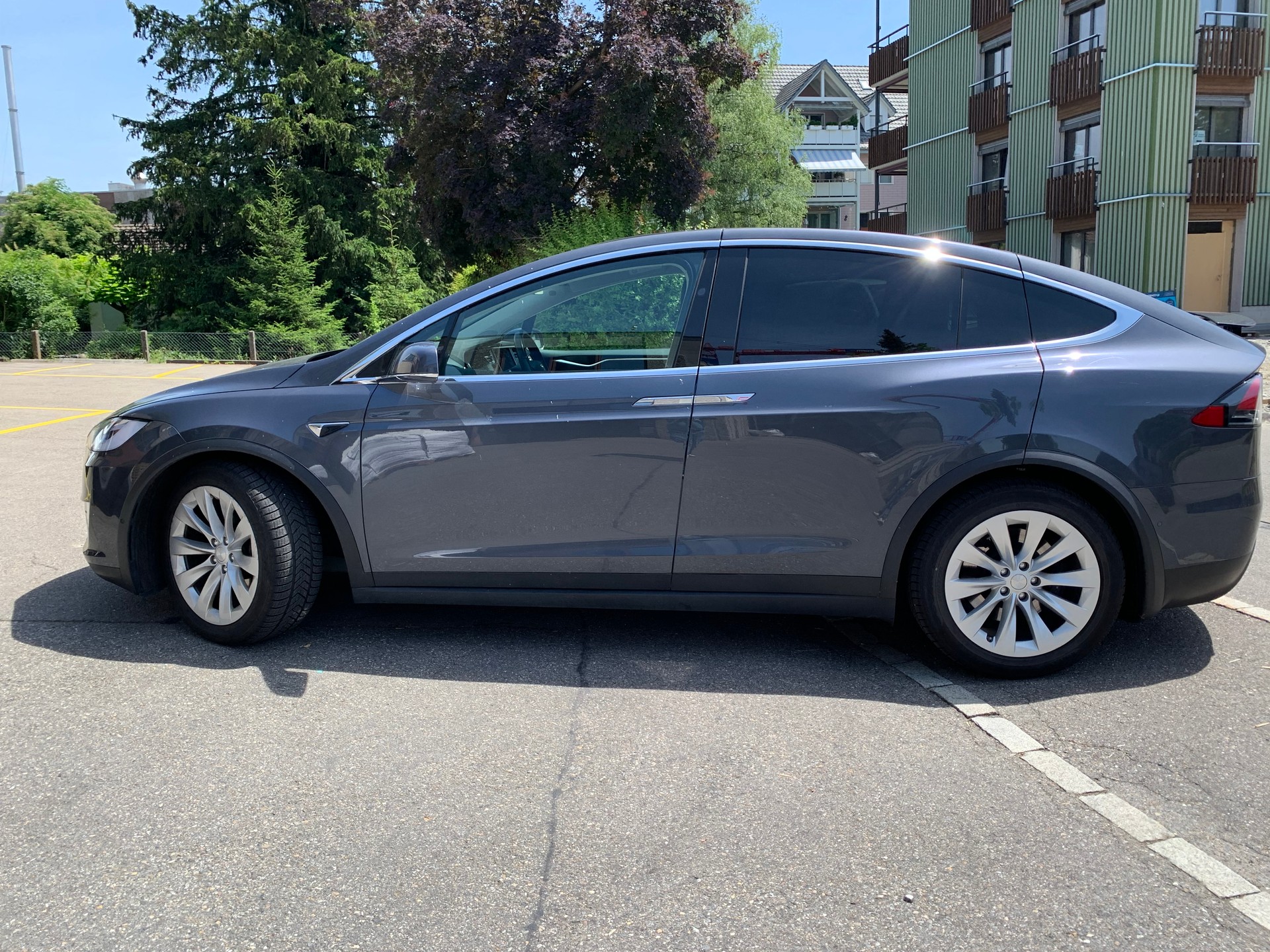 TESLA Model X 90 D-image-0
