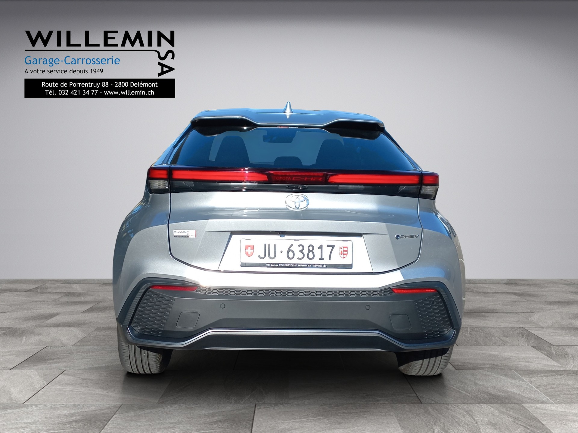 TOYOTA C-HR 2.0 PHEV CVT Swiss Edition-image-8