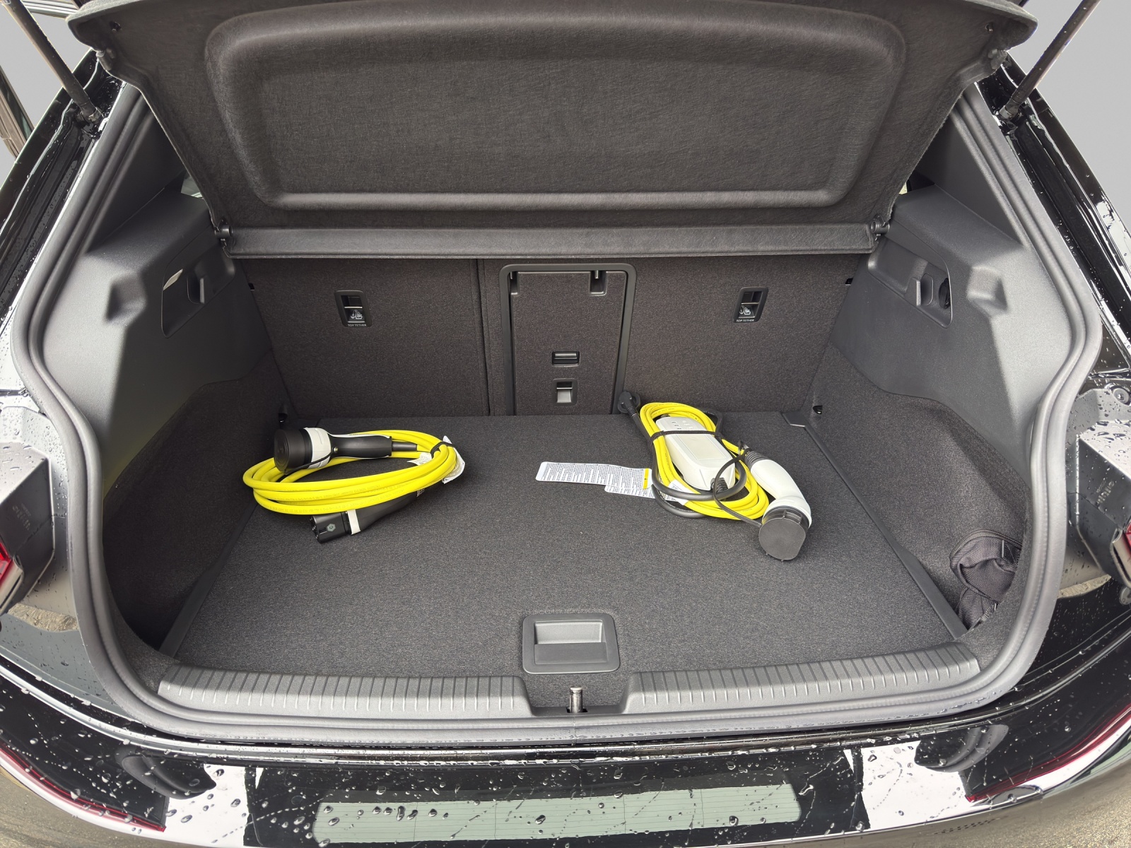 VW ID.3 Pro 59 kWh Pro United-image-11