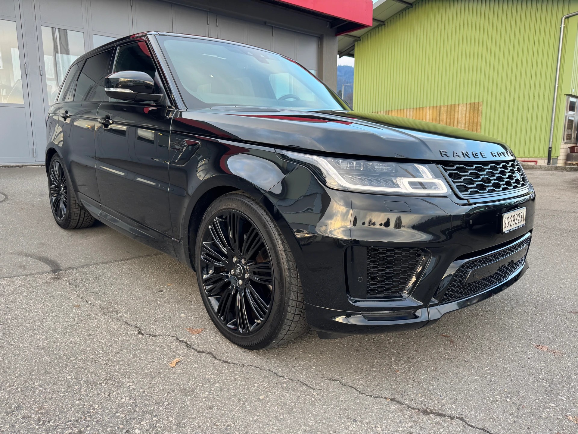 LAND ROVER Range Rover Sport 3.0 TDV6 SE Automatic-image-1