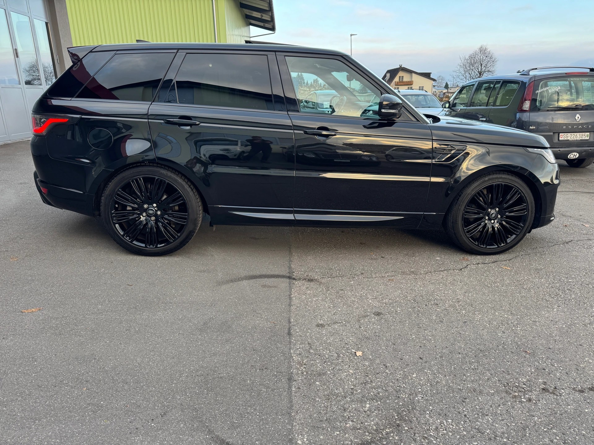 LAND ROVER Range Rover Sport 3.0 TDV6 SE Automatic-image-9