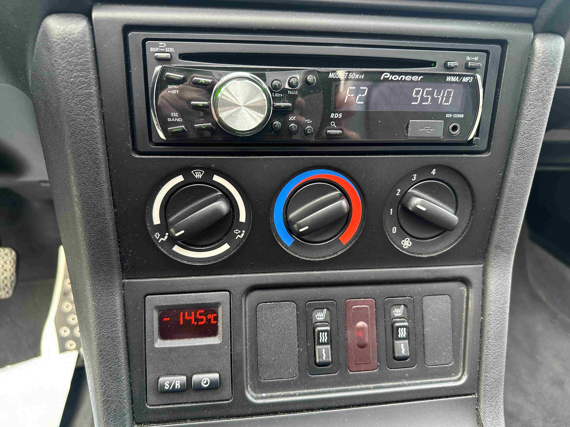 BMW Z3 1.8i Roadster-image-11