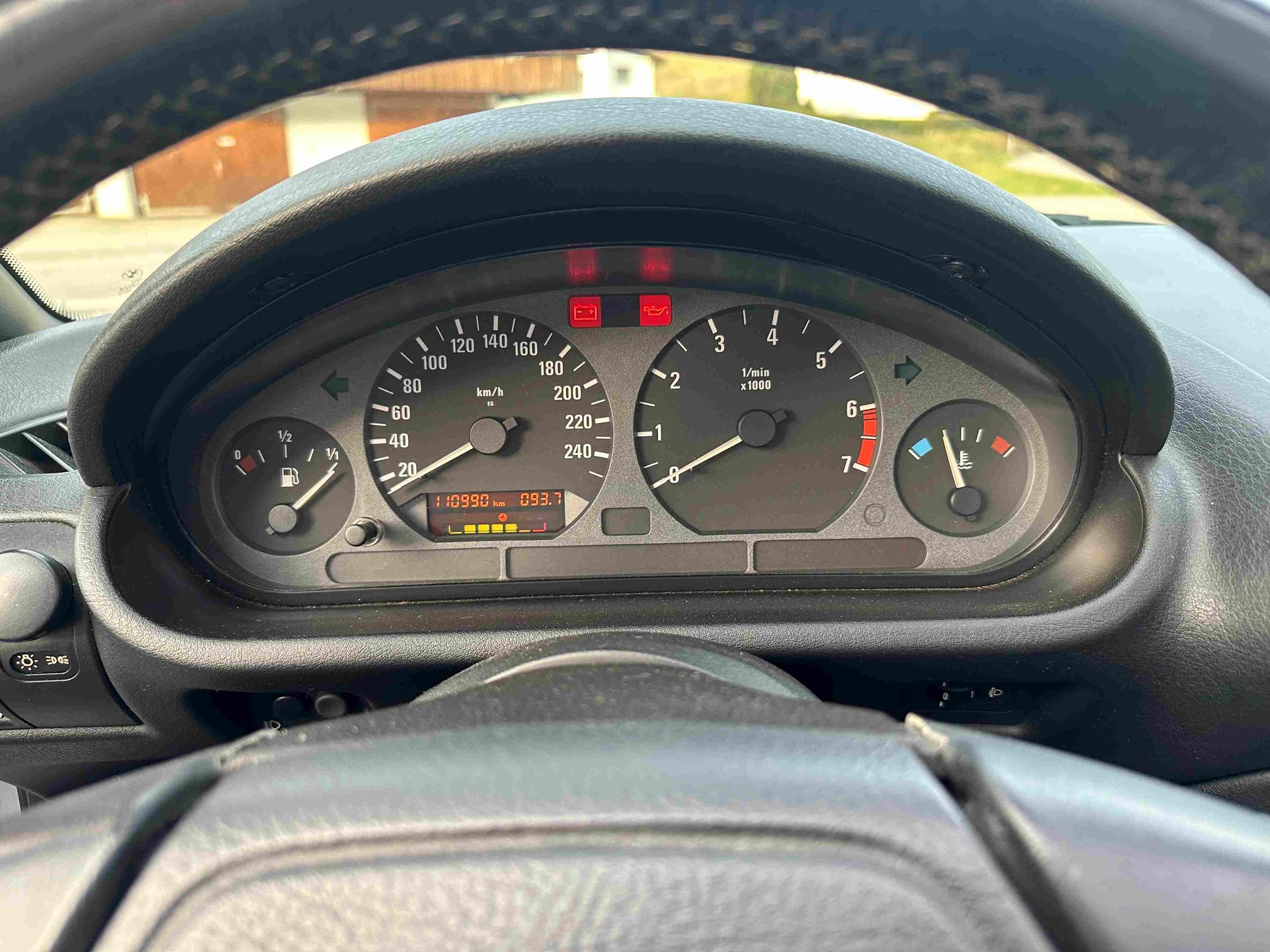 BMW Z3 1.8i Roadster-image-10