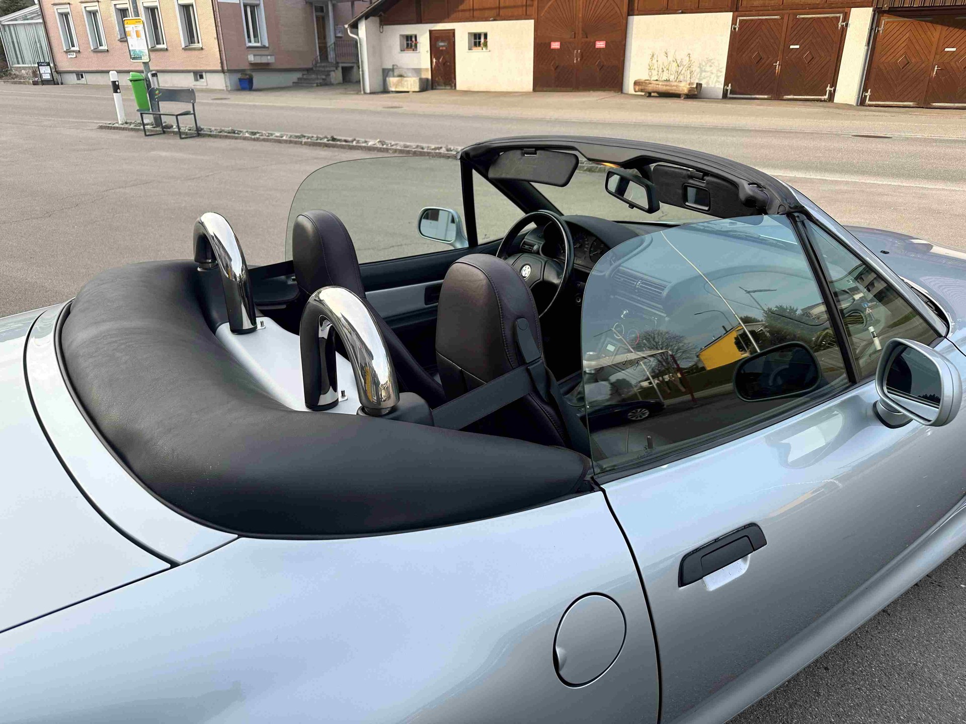 BMW Z3 1.8i Roadster-image-14