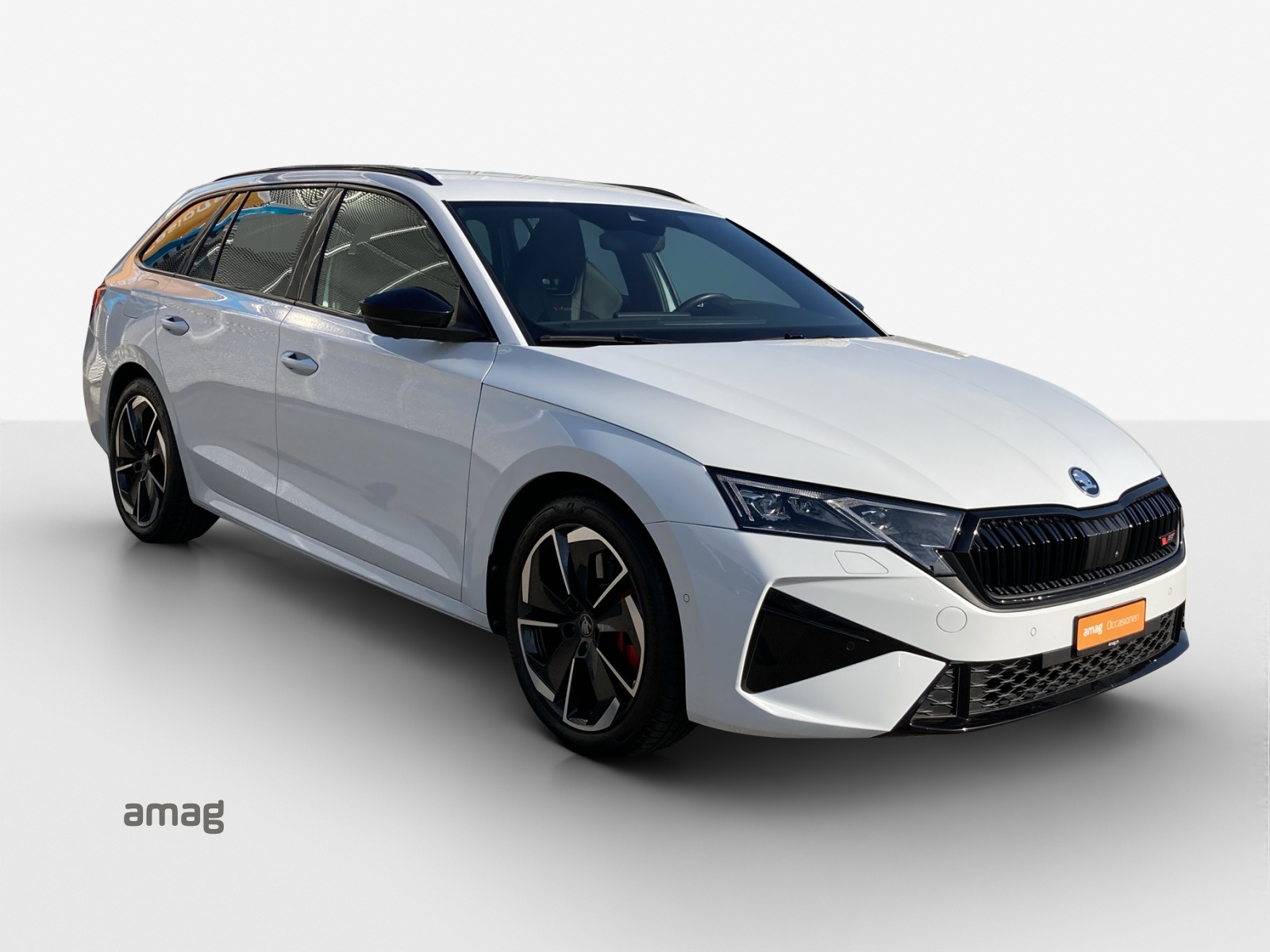 SKODA Octavia Combi 2.0 TSI DSG RS-image-5
