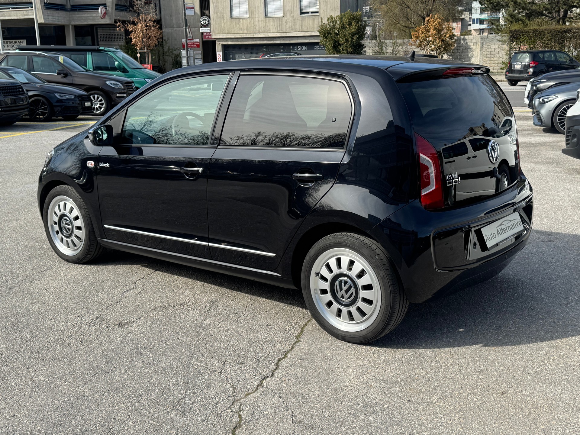 VW Up 1.0 BMT high up-image-4