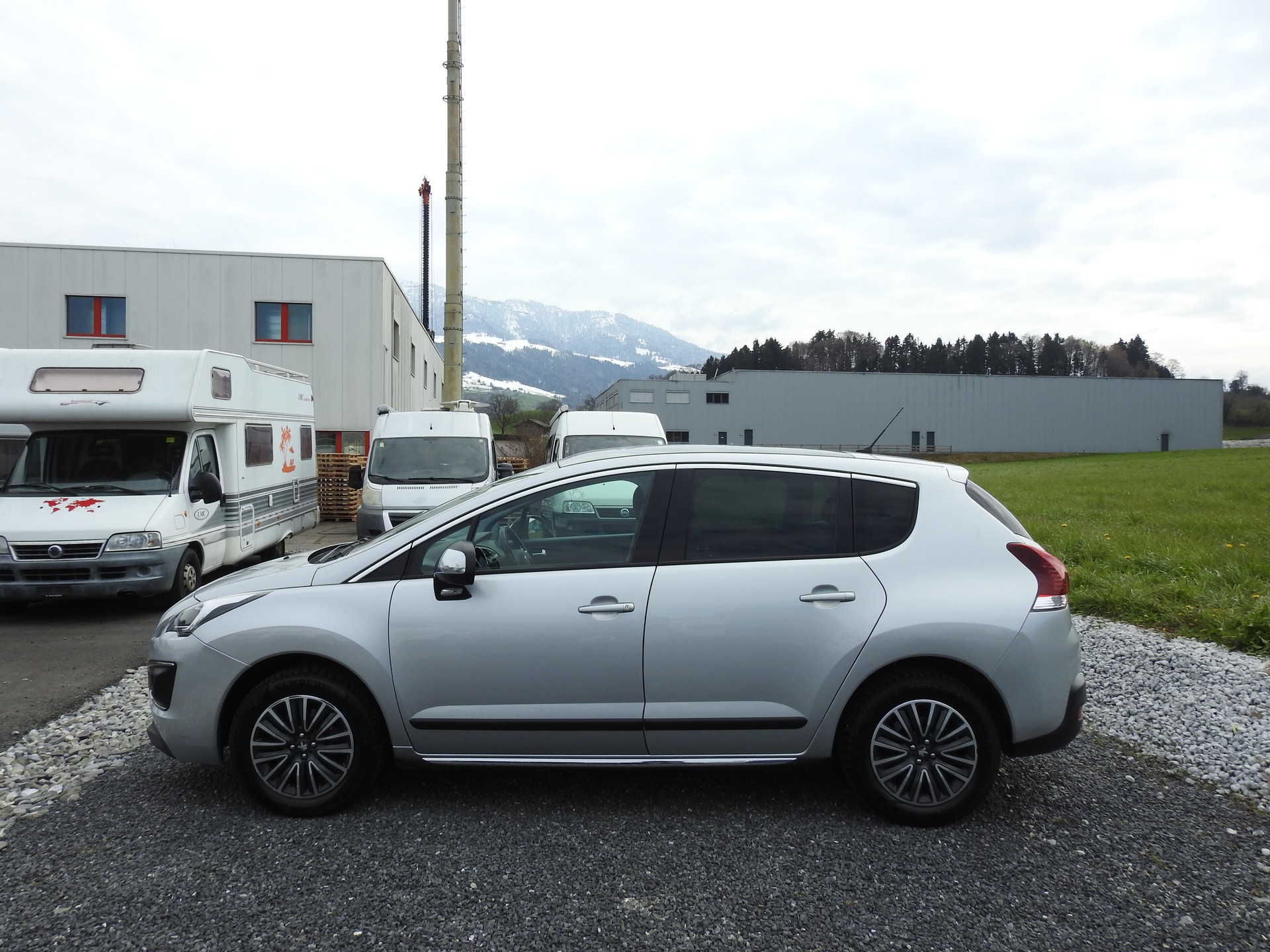PEUGEOT 3008 1.6 1THP Sensation Tiptronic-image-2